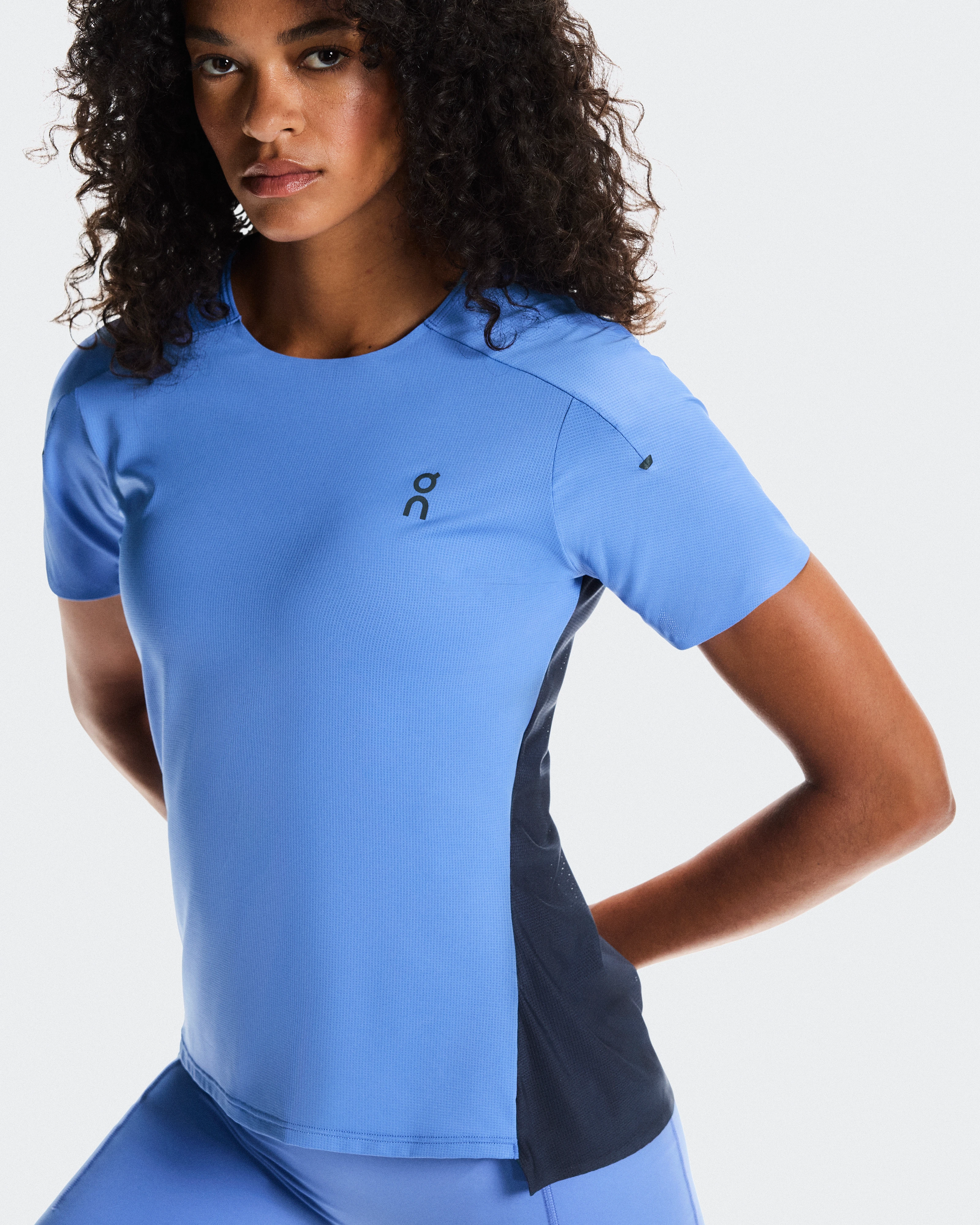 On Performance-T Sailor & Navy Femme Hauts et t-shirts