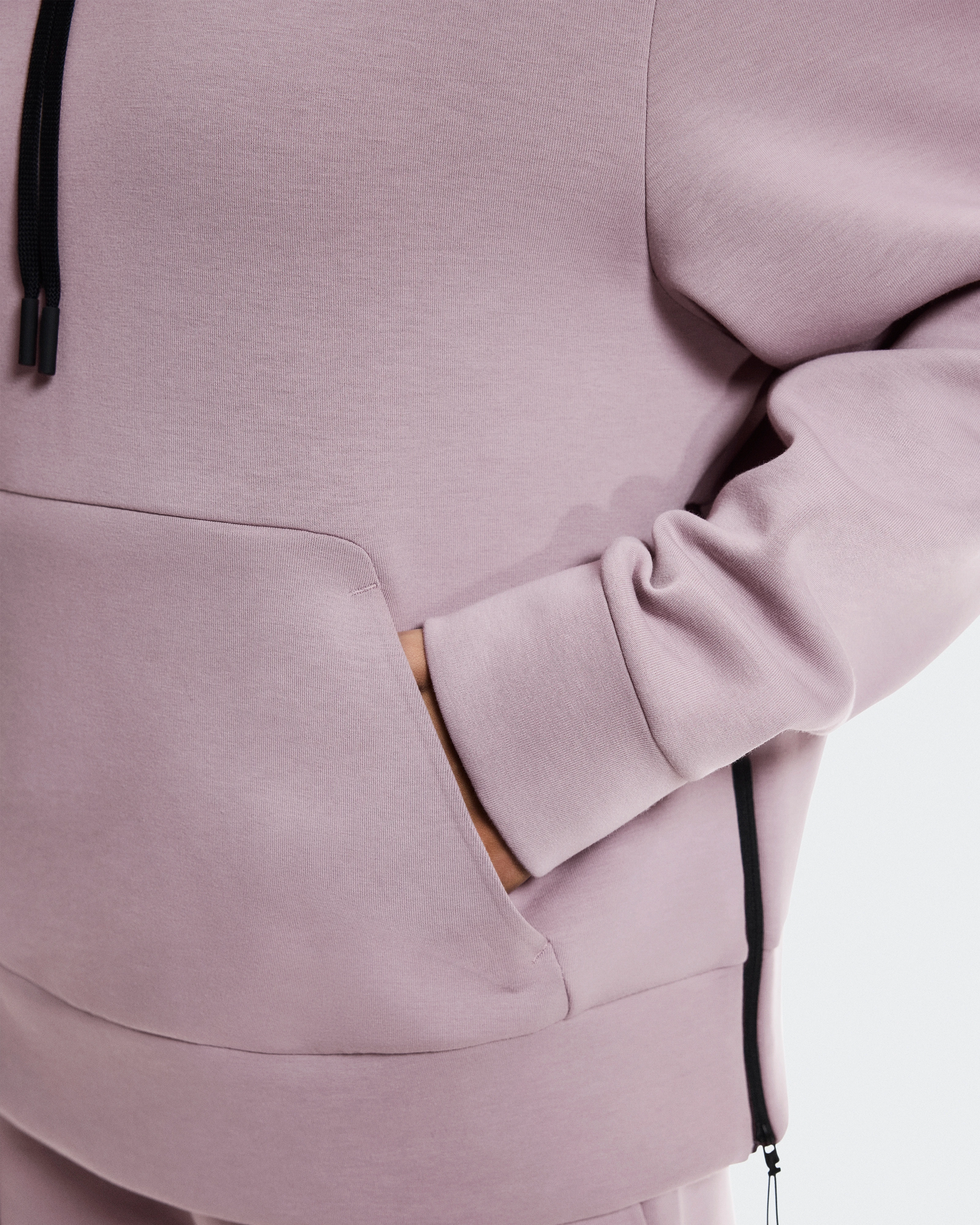 On Focus Tech Hoodie Heron Femme Sweats à capuche et sweats