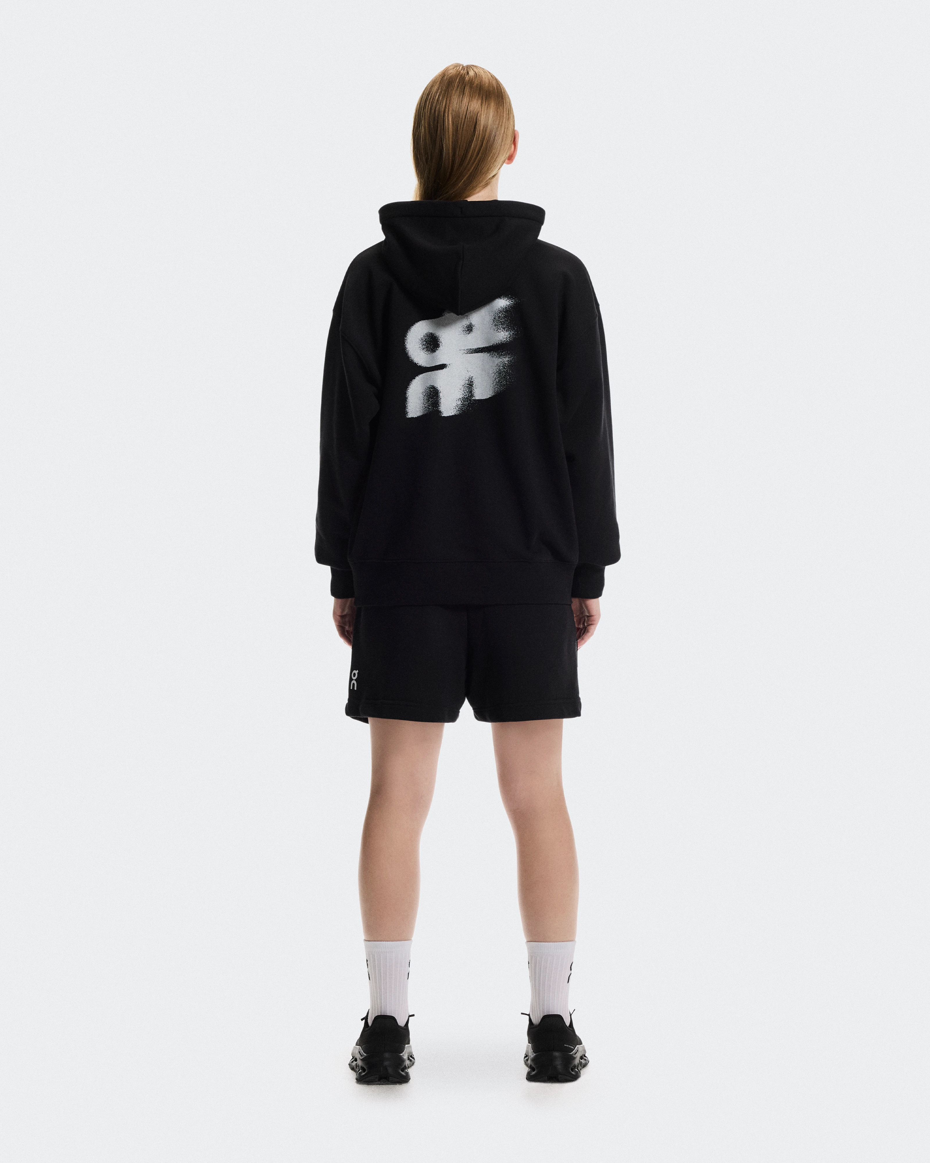 On Club Hoodie Avant Black Femme Sweats à capuche et sweats