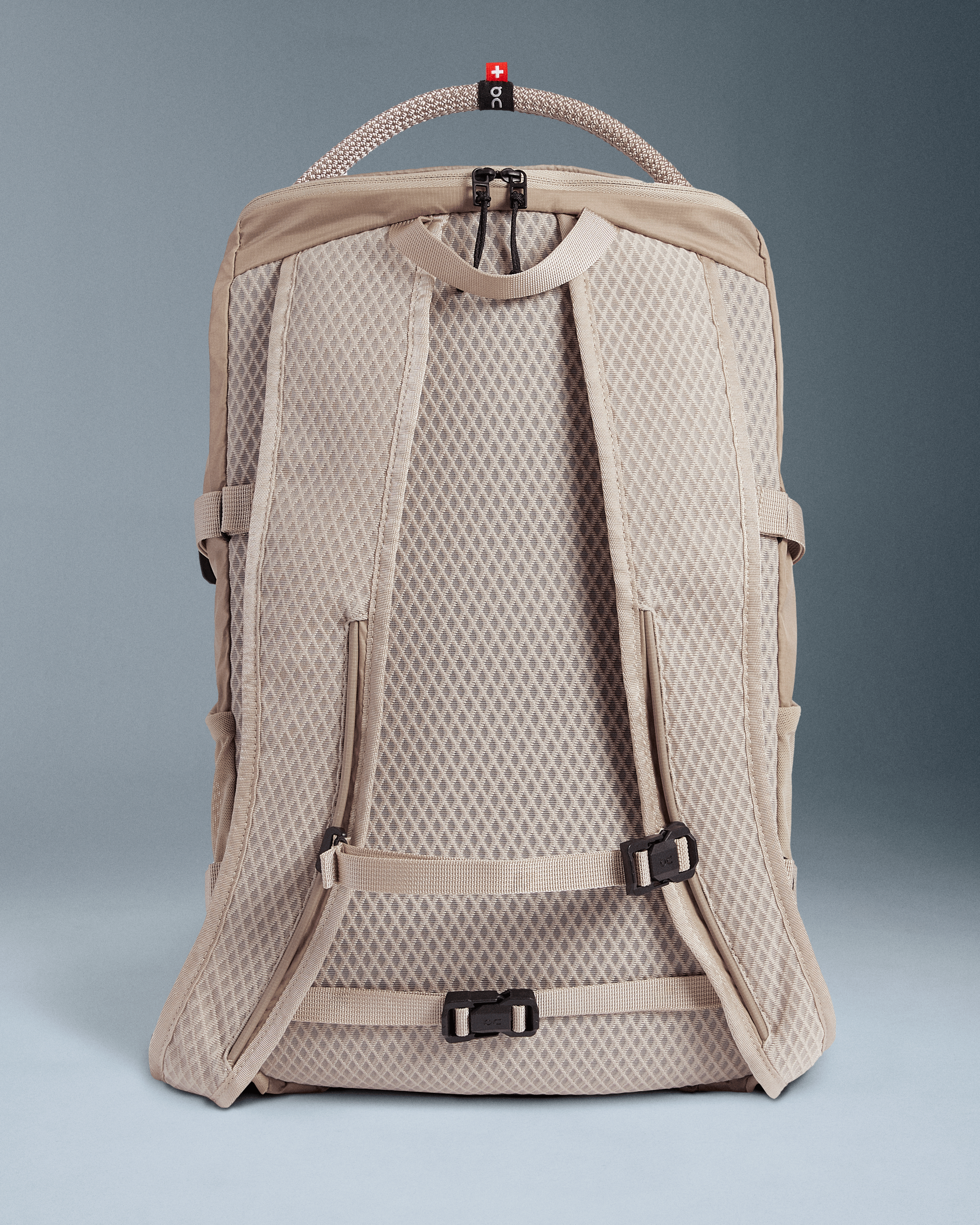 On Speed Pack 18L Lite Sand Unisexe Sacs
