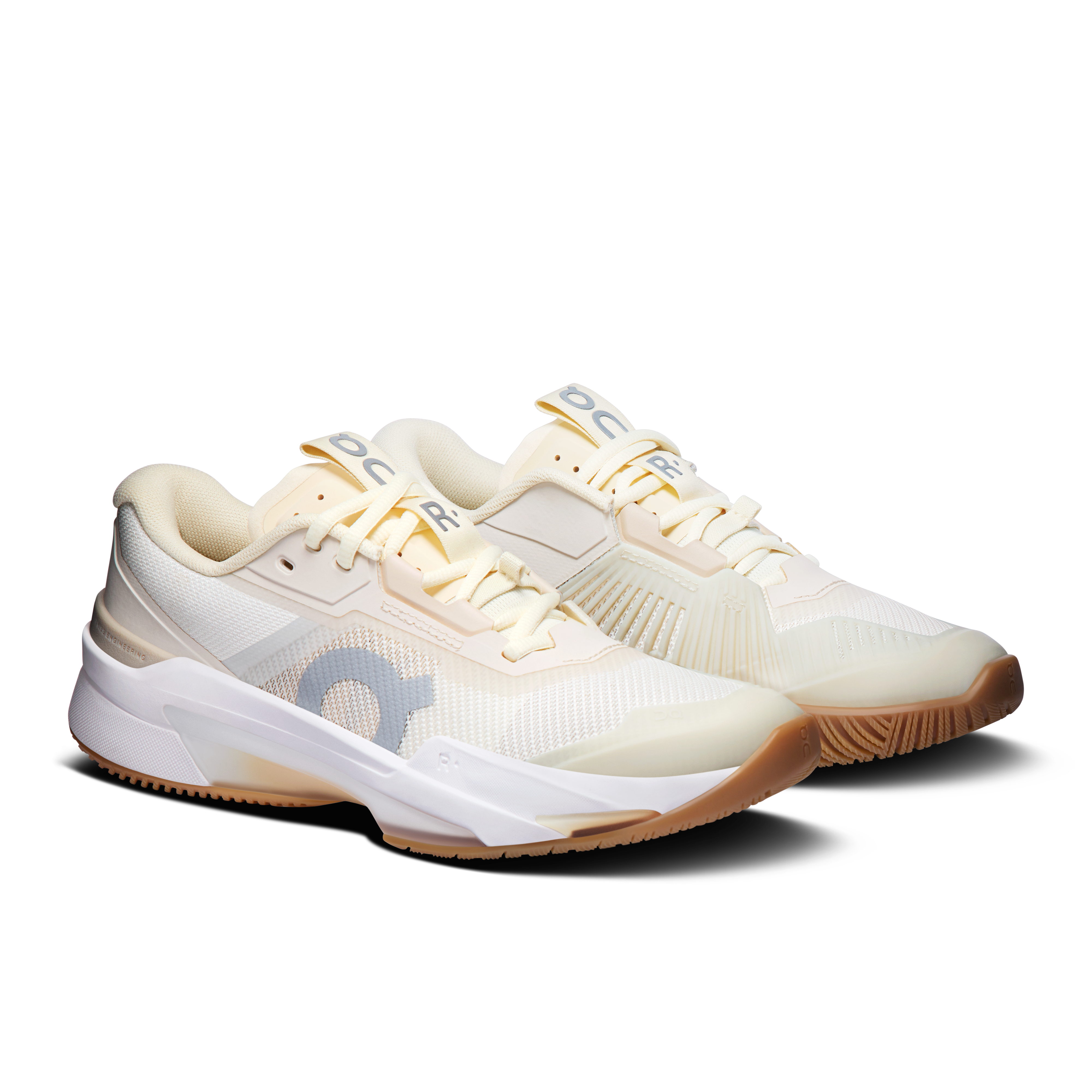 On THE ROGER Pro Fire Ivory & Sand Femme Tennis Chaussures
