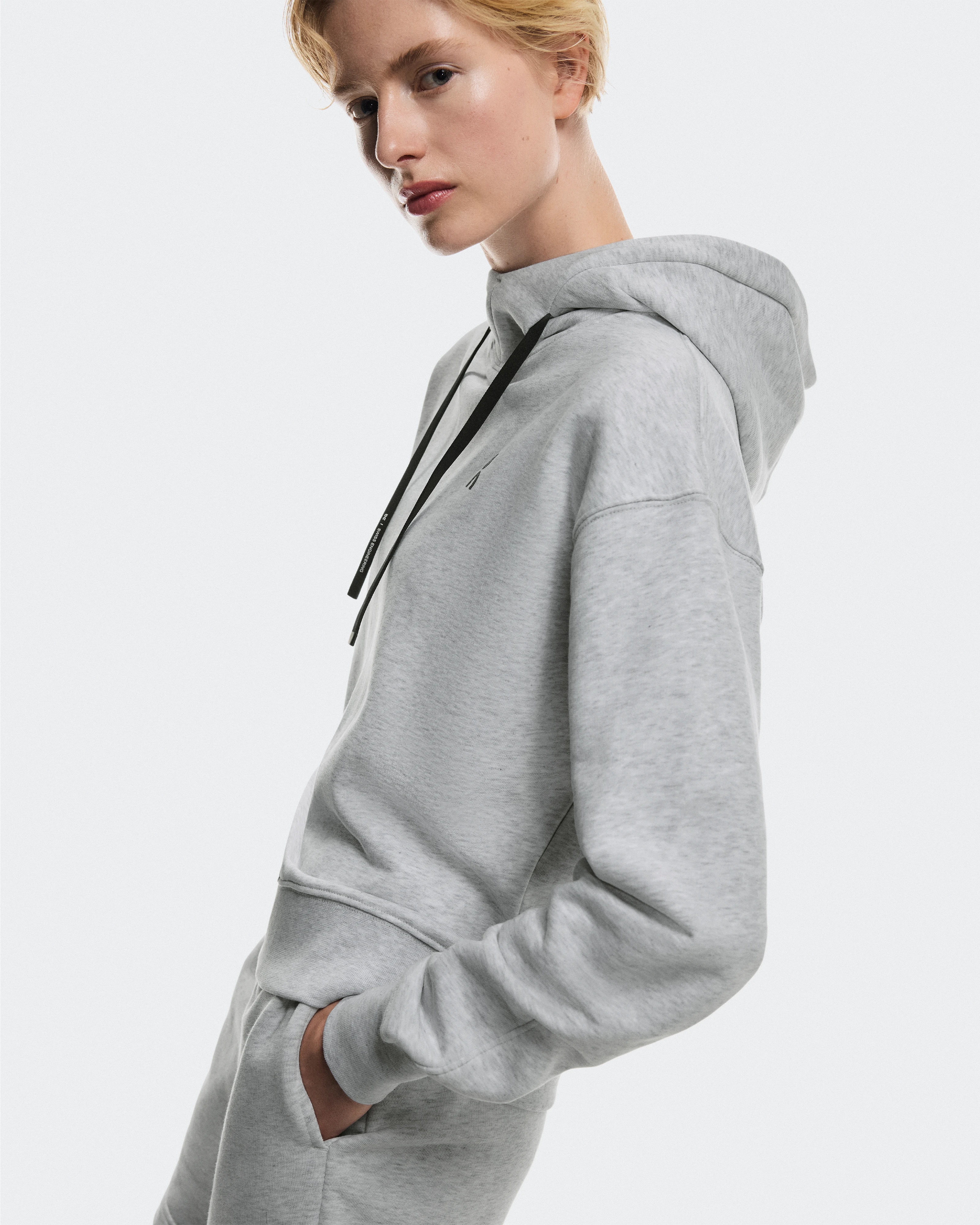 On Club Hoodie Graphic Heather Femme Sweats à capuche et sweats