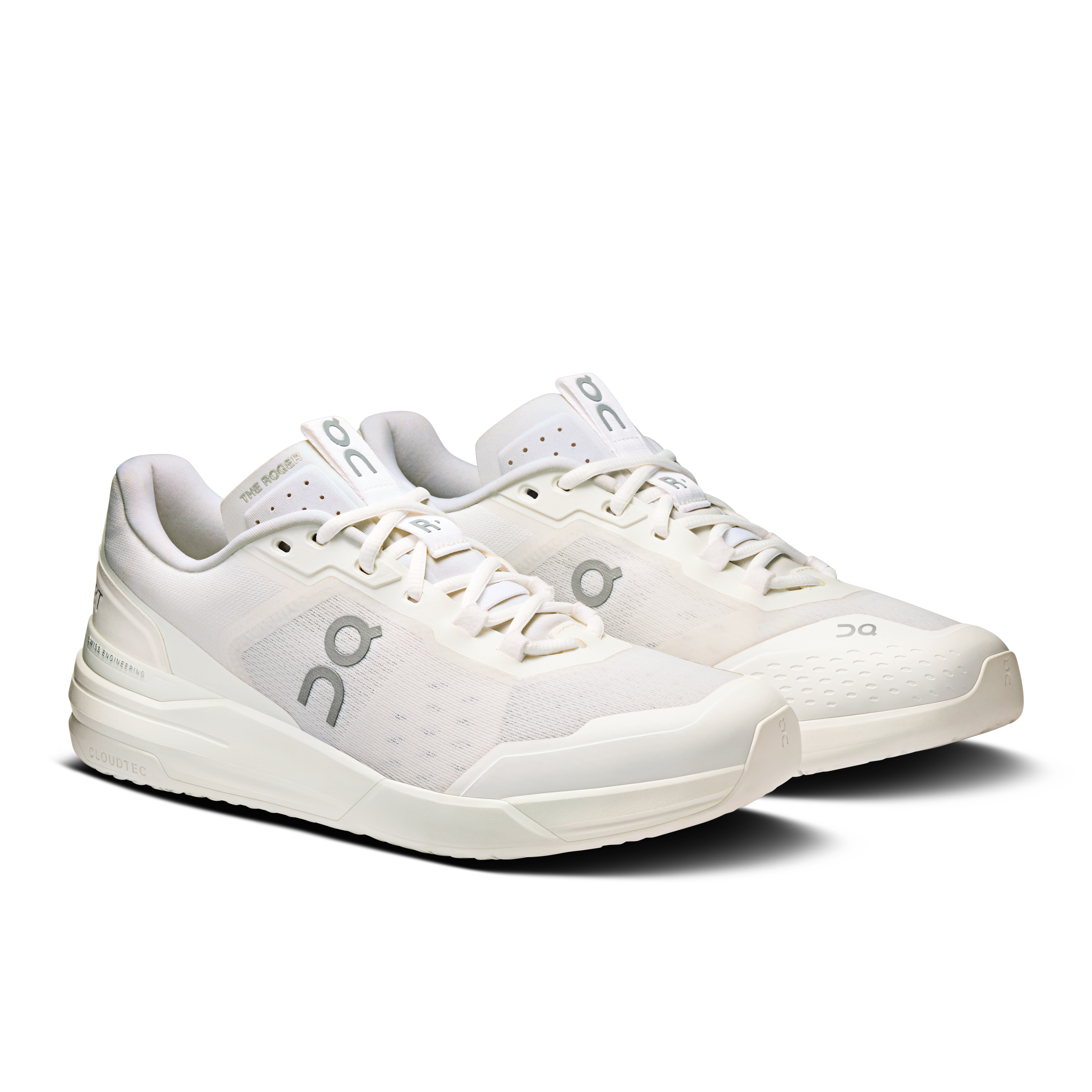 On THE ROGER Advantage Pro White & White Homme Tennis Chaussures
