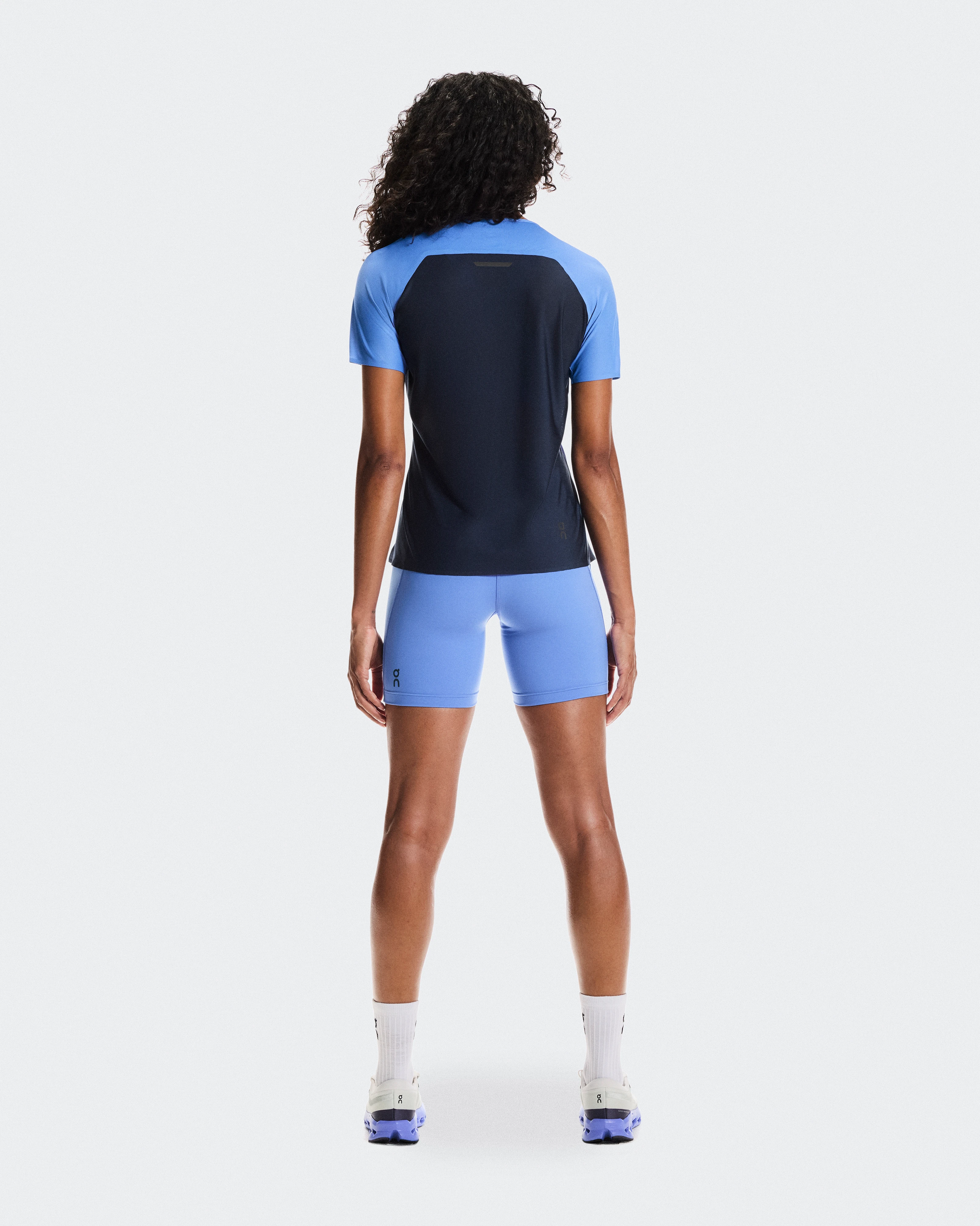 On Performance-T Sailor & Navy Femme Hauts et t-shirts