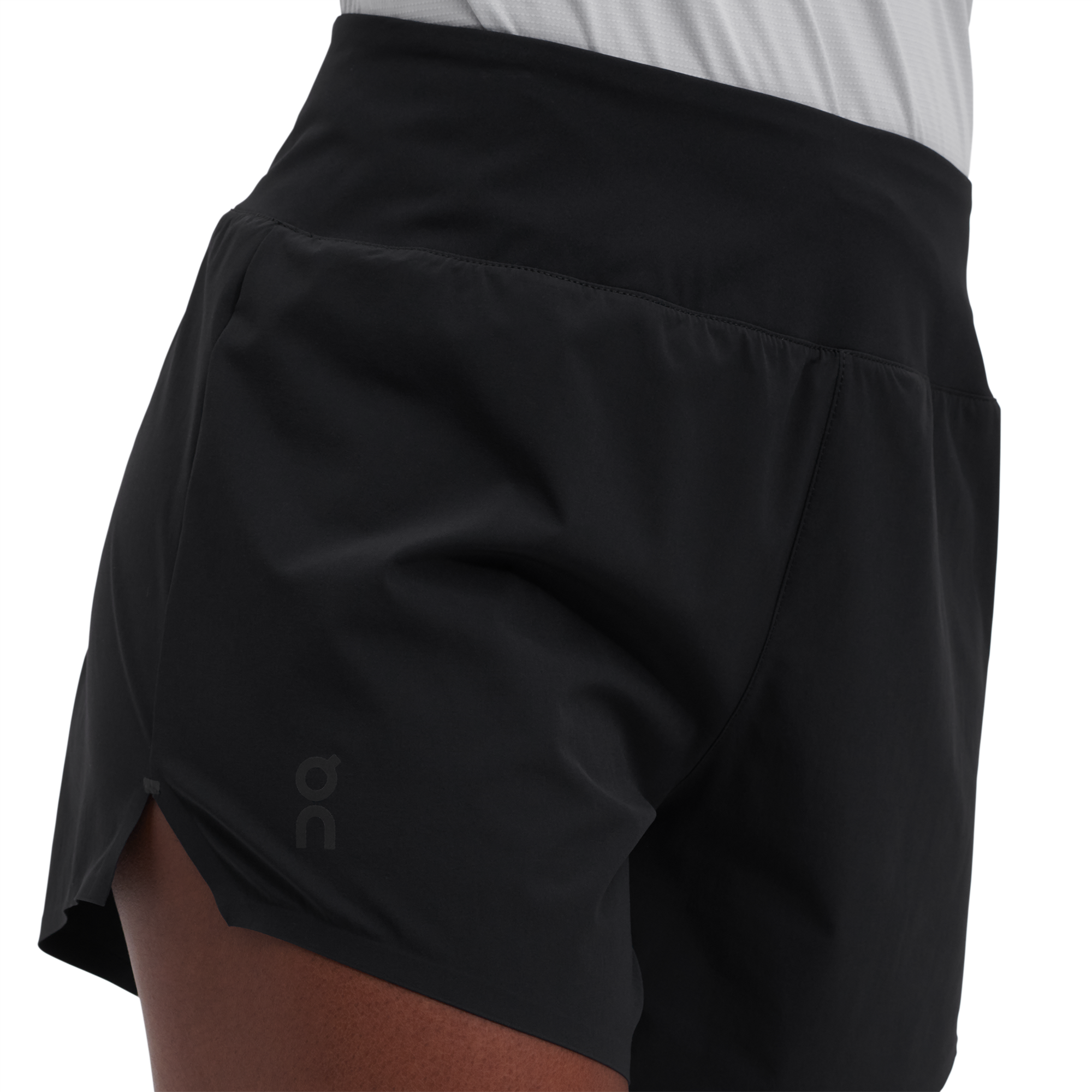 On 5" Running Shorts Black Femme Shorts