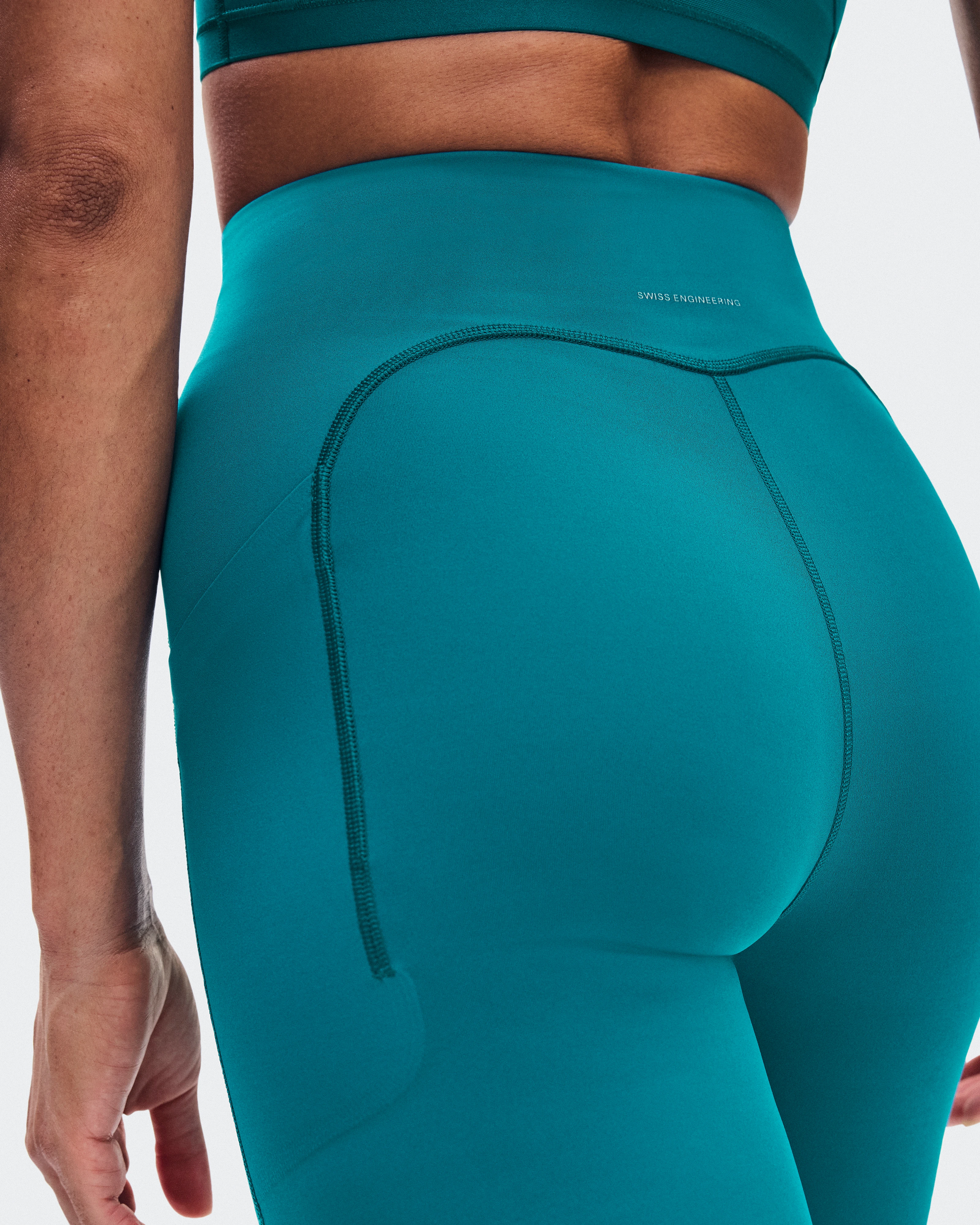 On Train Tights 7/8 Abyss Femme Leggings