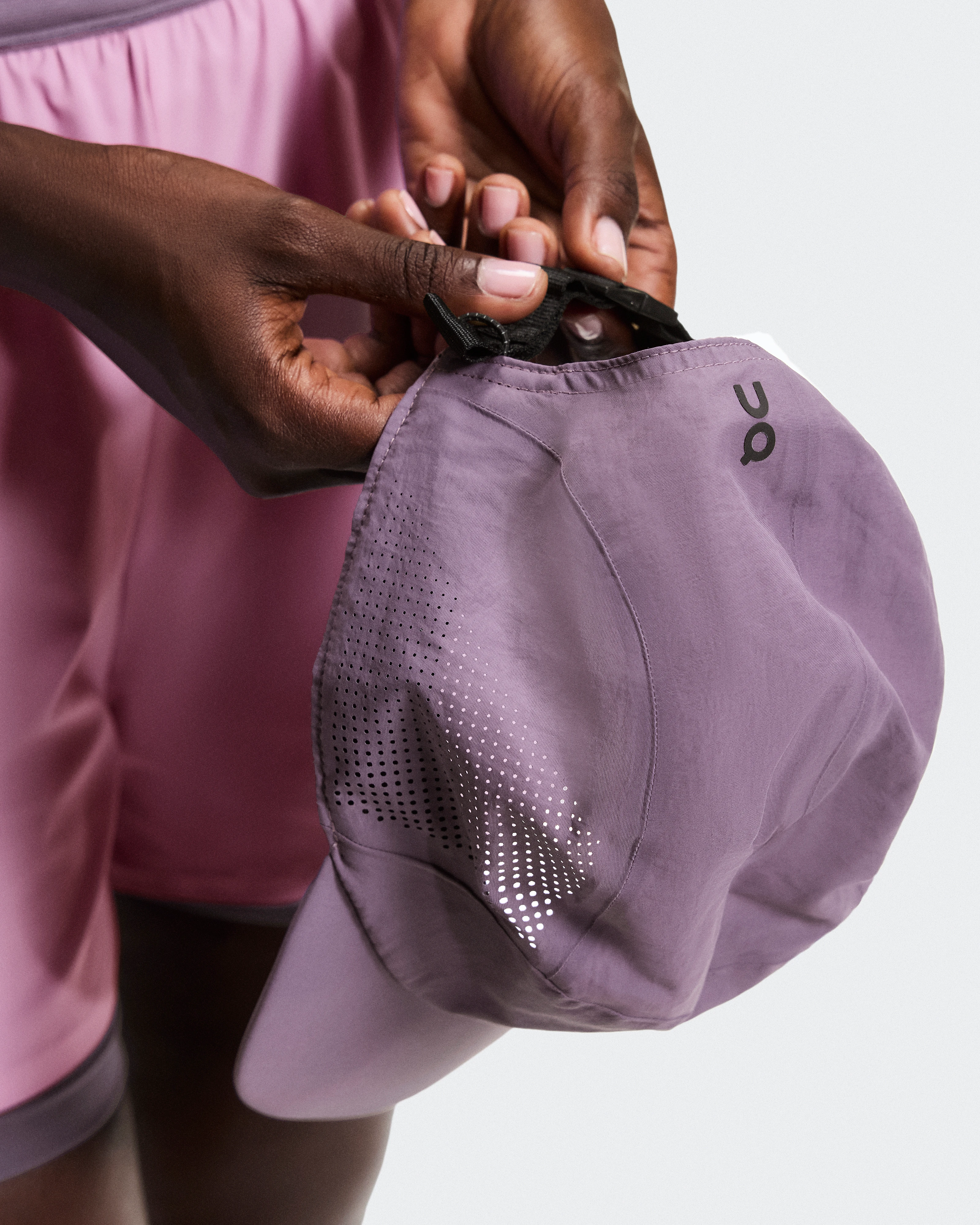On Performance Cap Dewberry Unisexe Chapeaux