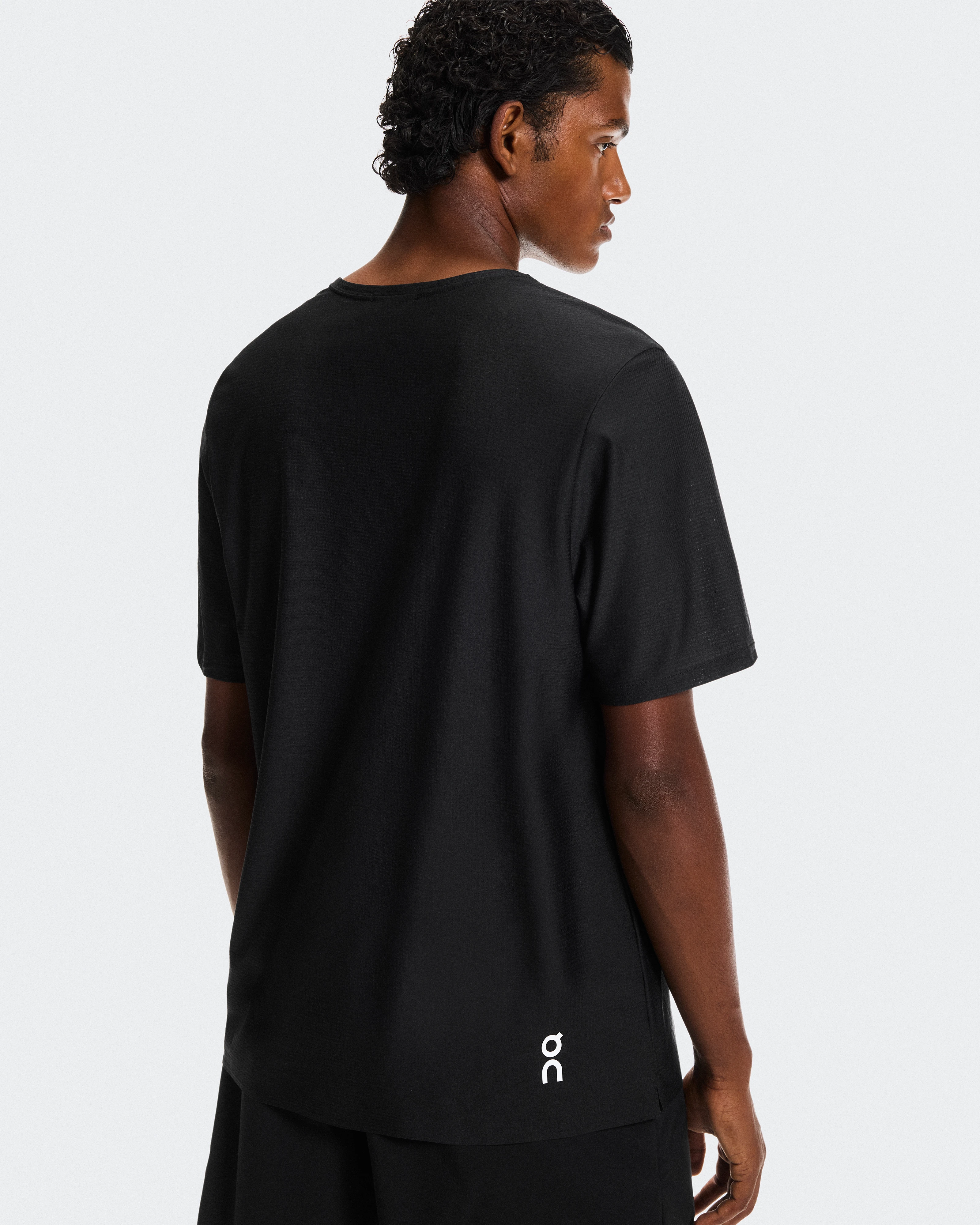 On Court-T Black Homme Hauts et t-shirts