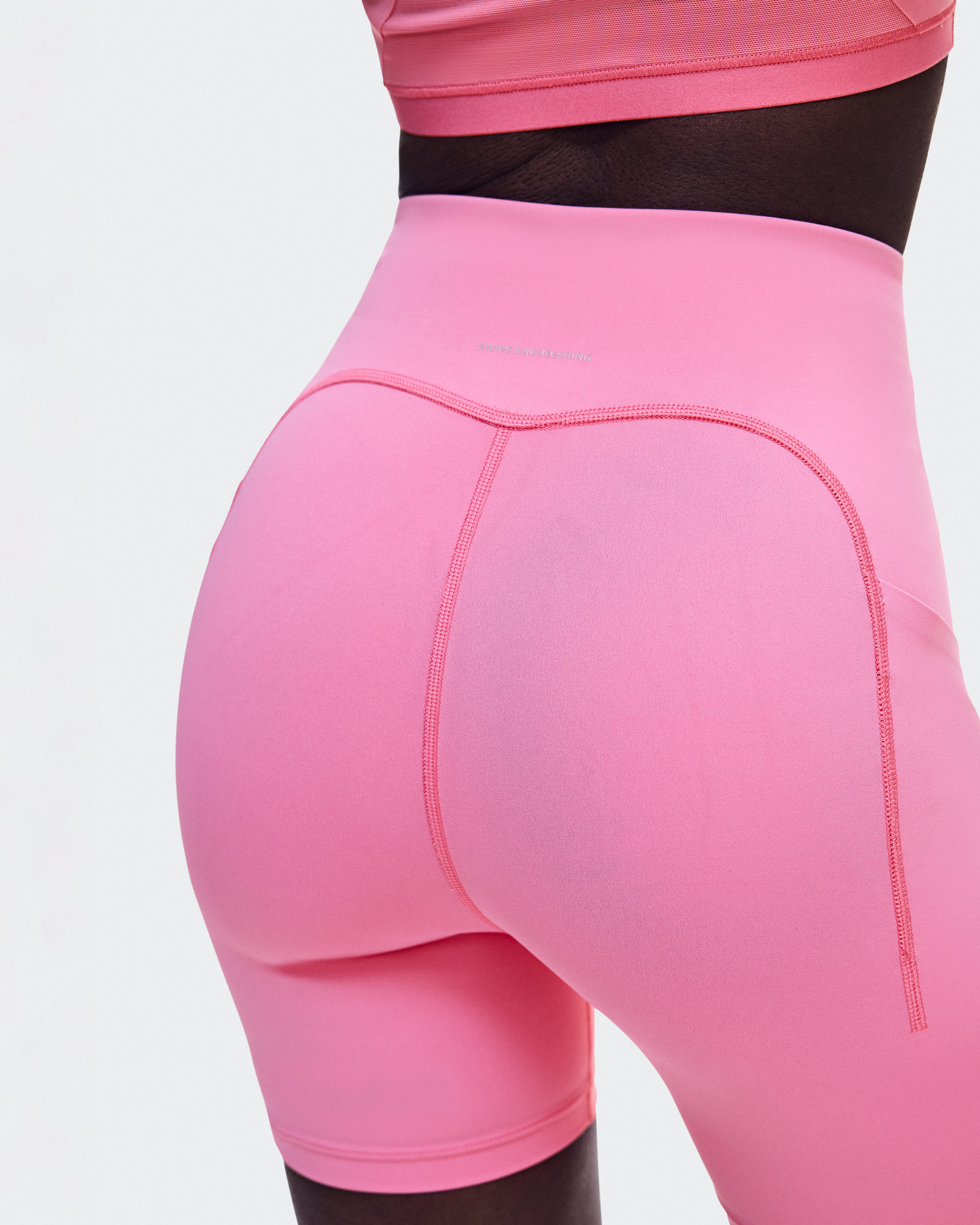 On Train Tights Short 6" Bubblegum Femme Shorts
