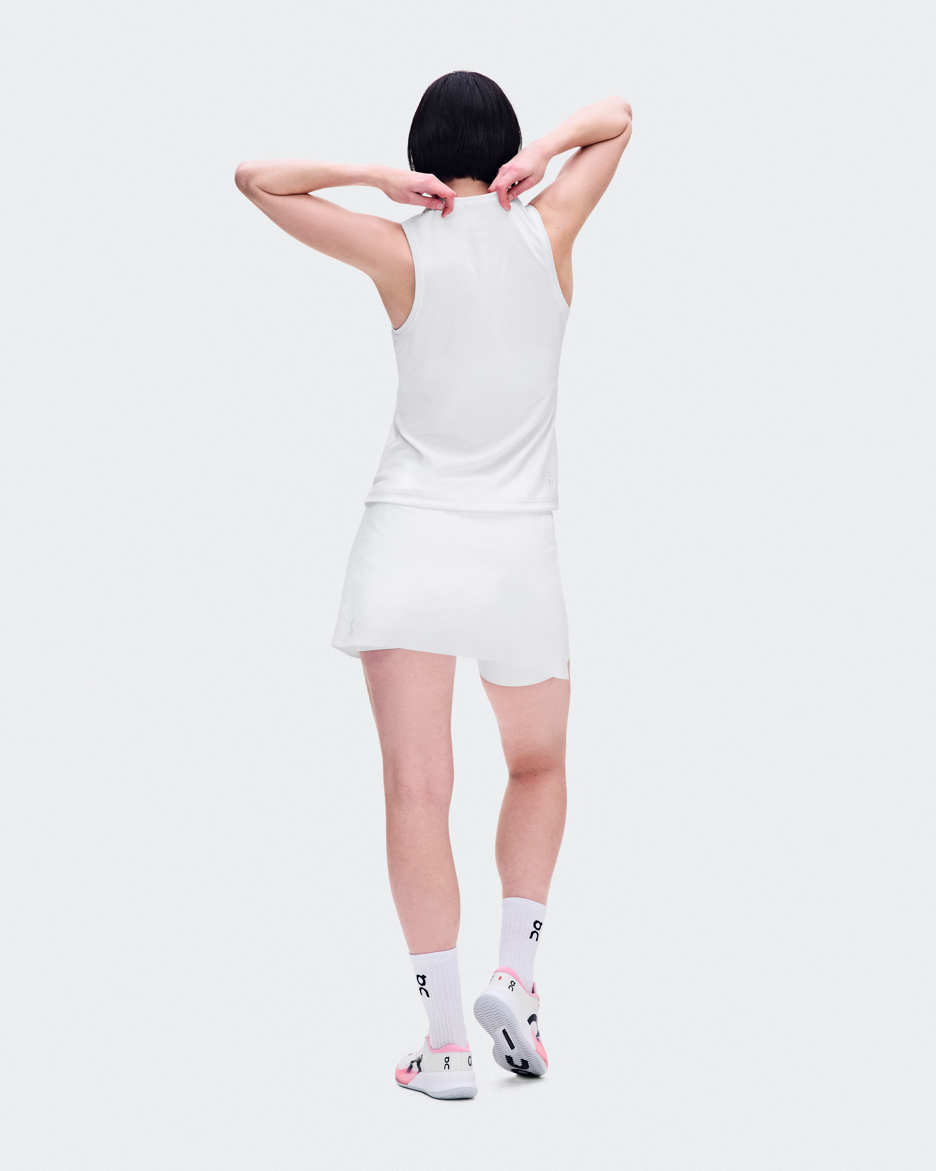 On Court Tank Edit LDN White Femme