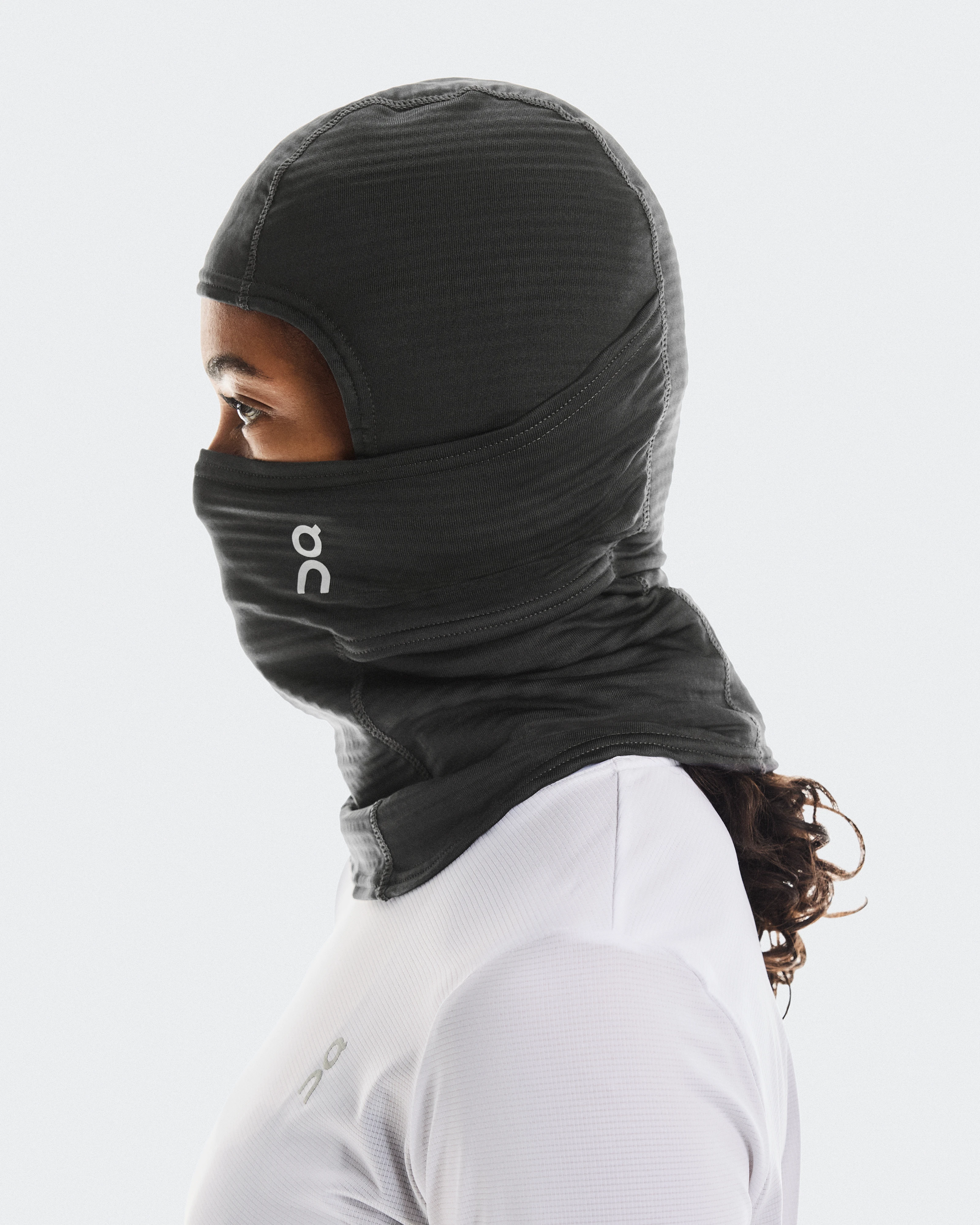 On Winter Run Balaclava Magnet Unisexe Écharpes et cache-cous