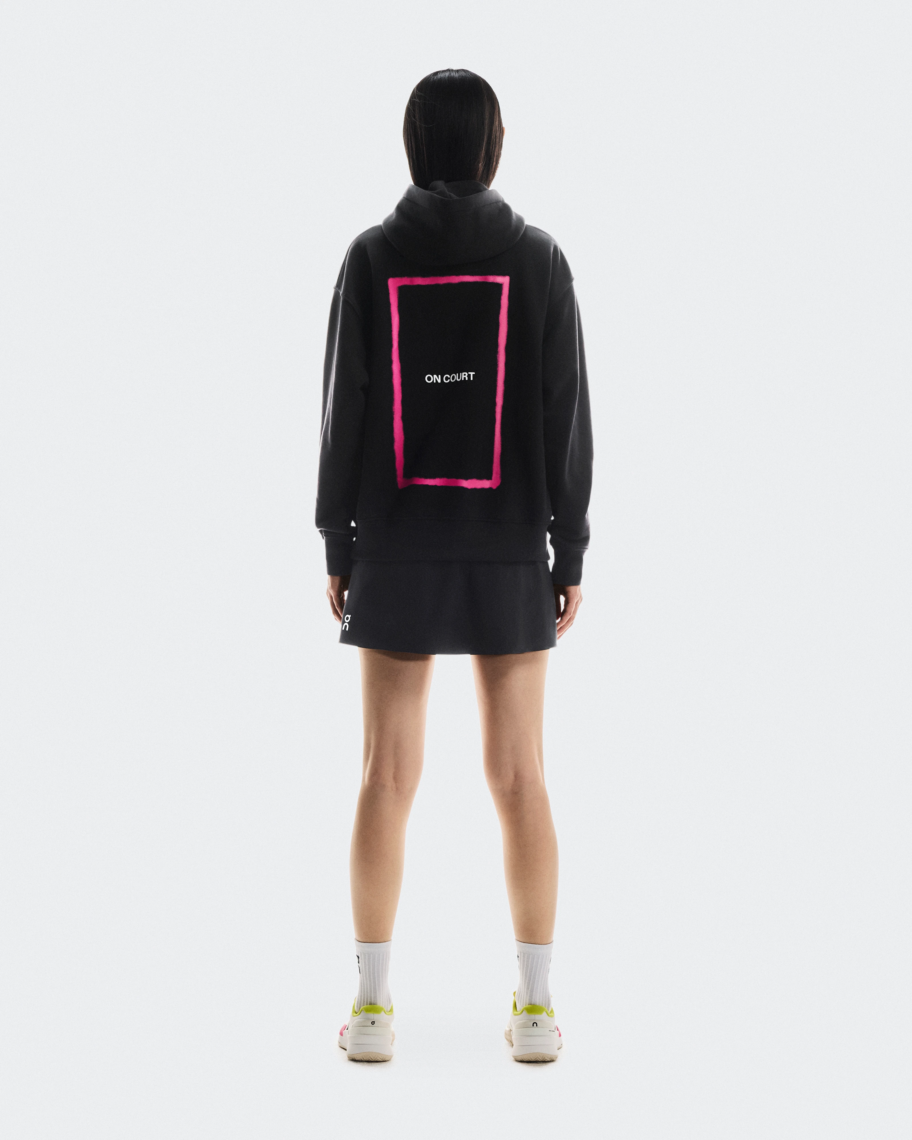 On Club Hoodie Tennis Black Femme Sweats à capuche et sweats