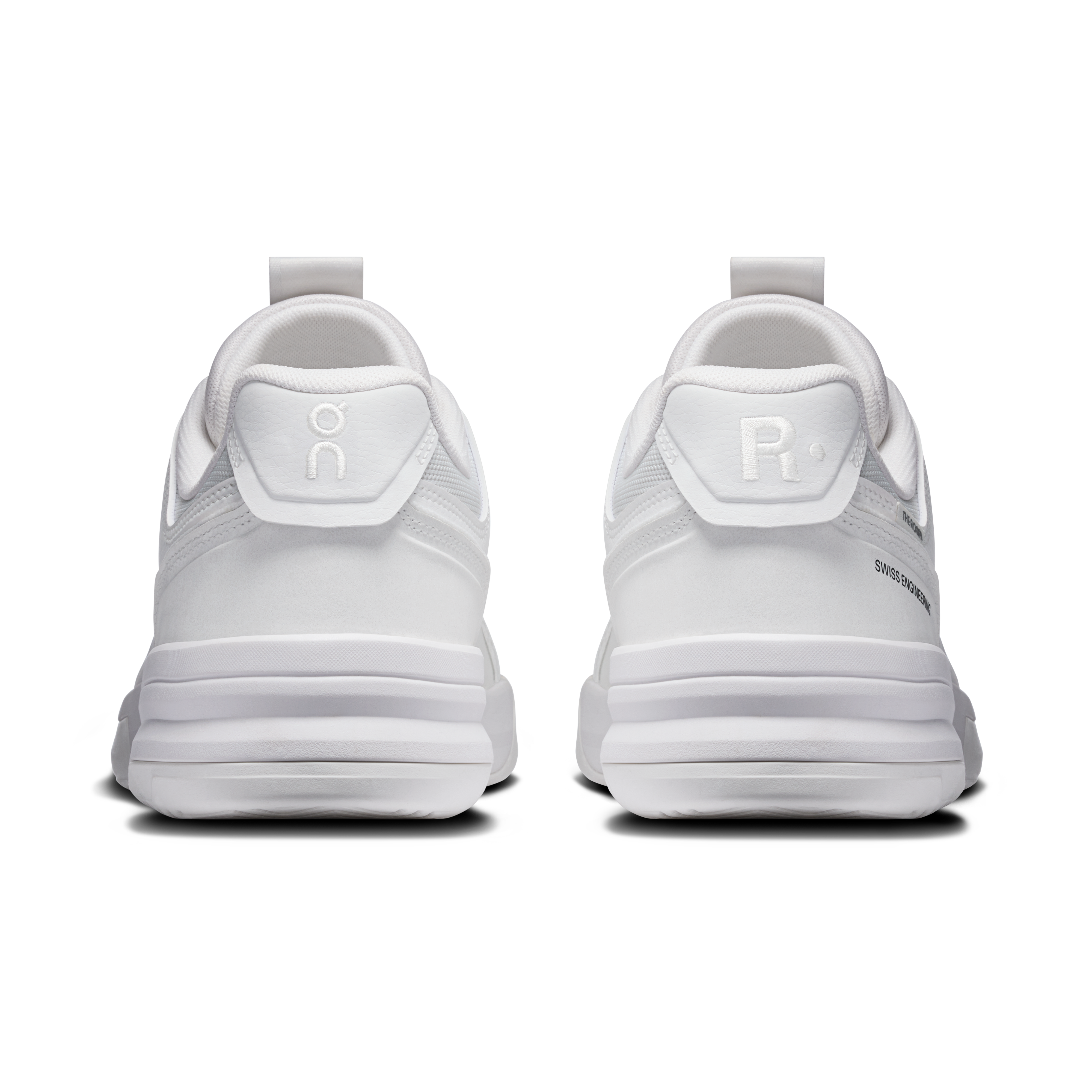 On THE ROGER Clubhouse Pro 2 White & Ivory Homme Tennis Chaussures