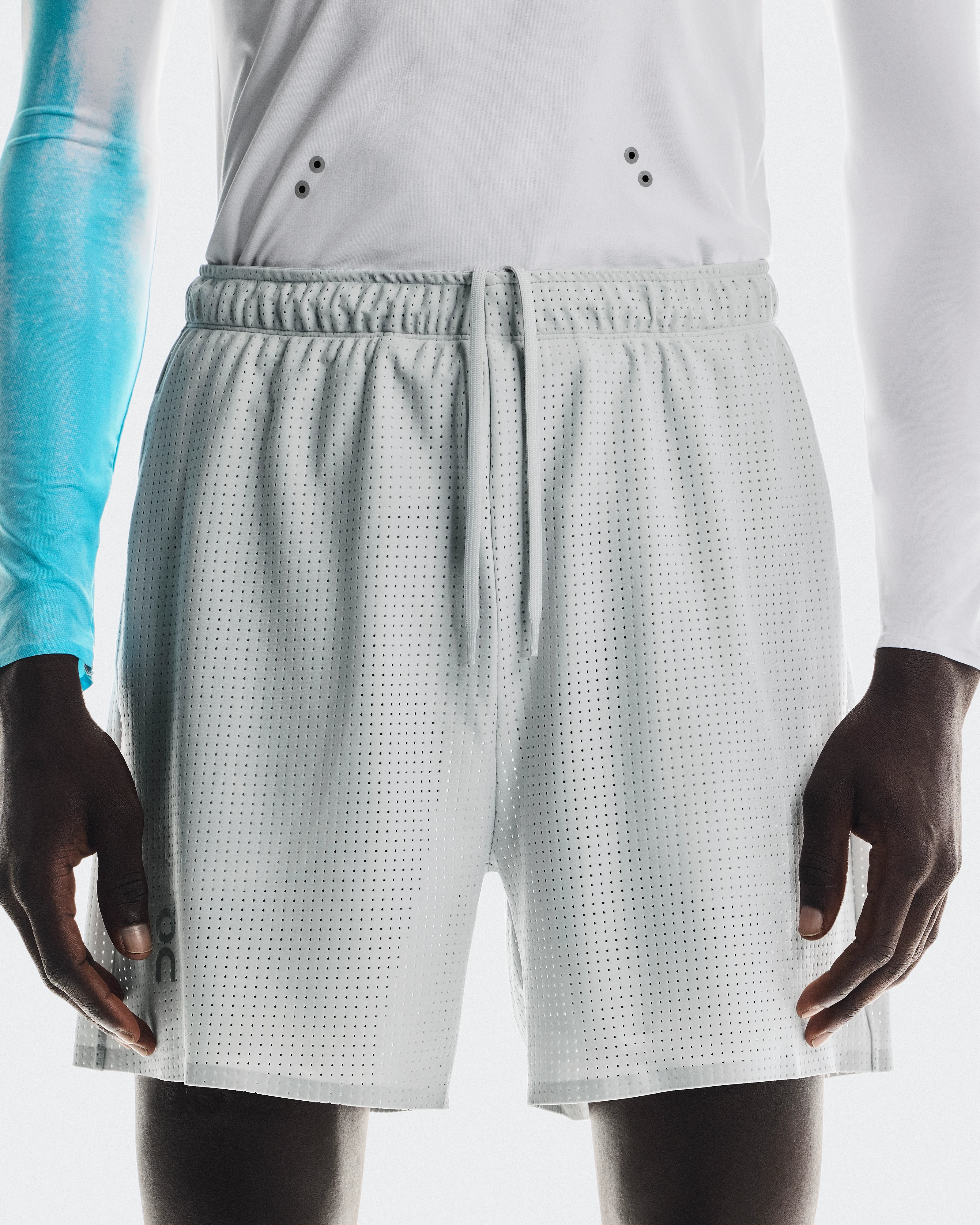 On Pace Mesh Shorts Glacier Homme Shorts