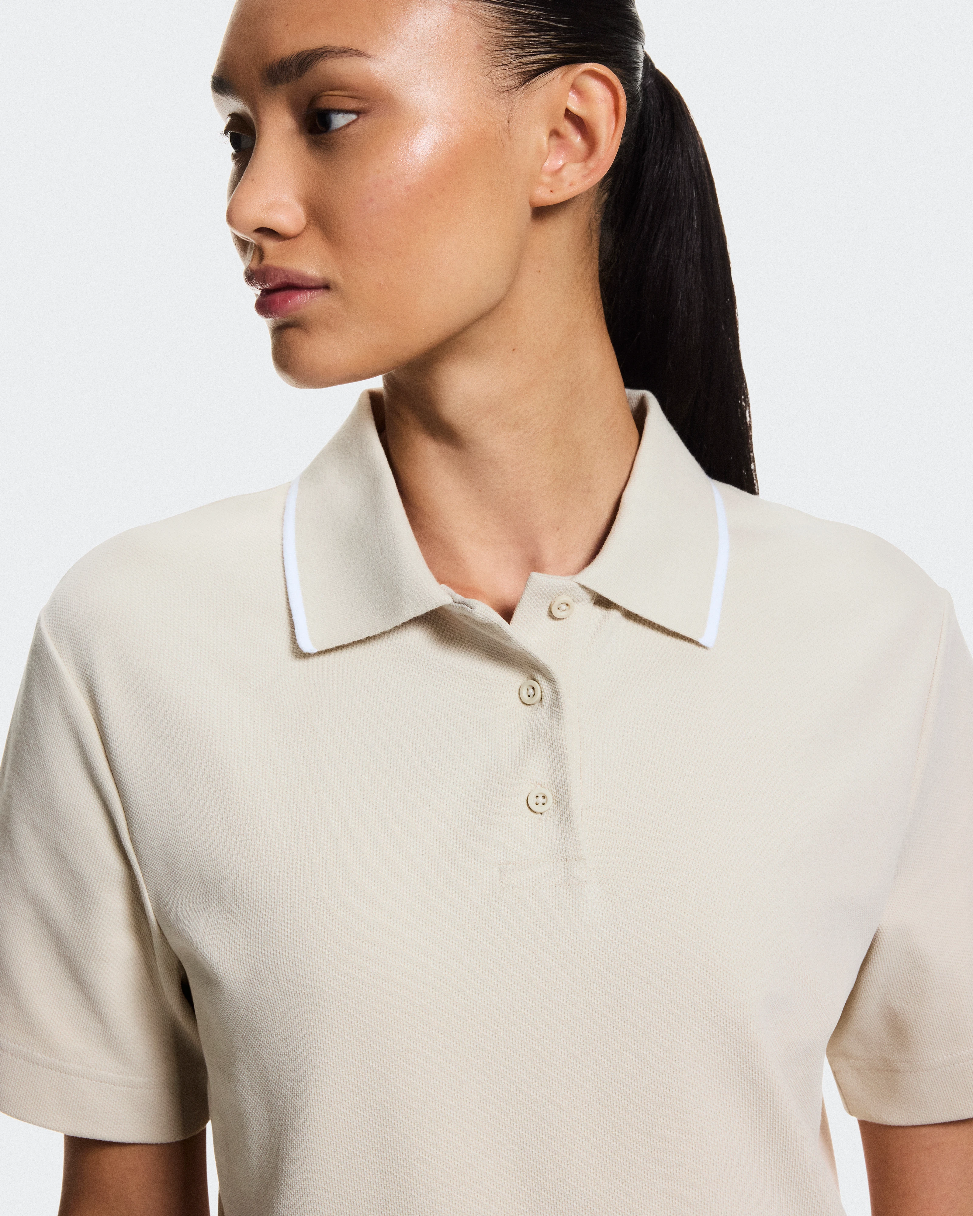 On Courtside Polo Sand & White Femme Hauts et t-shirts