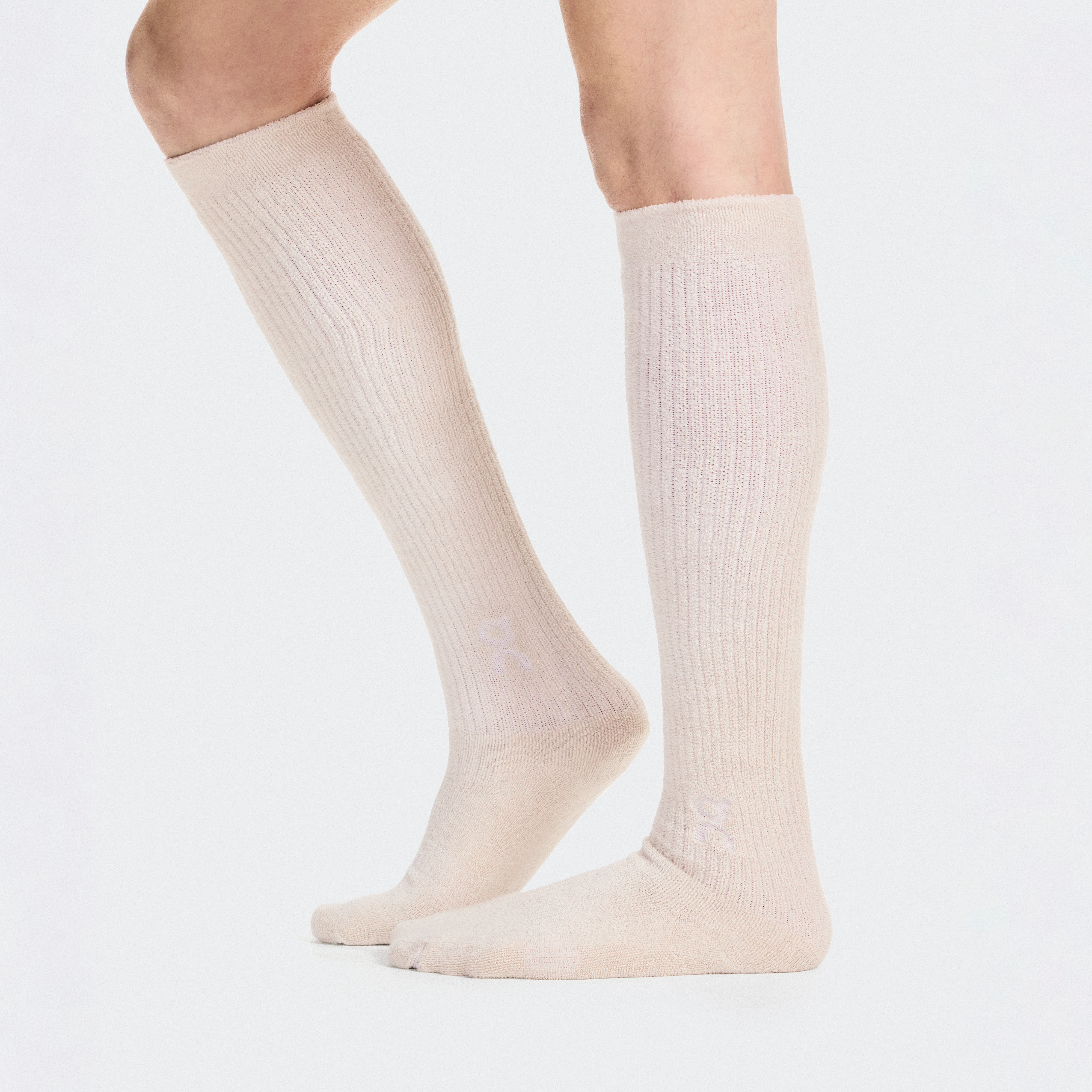 On Terry Sock Knee High Pearl Unisexe – Confort durable, lifestyle, maintien de la voûte plantaire Chaussettes