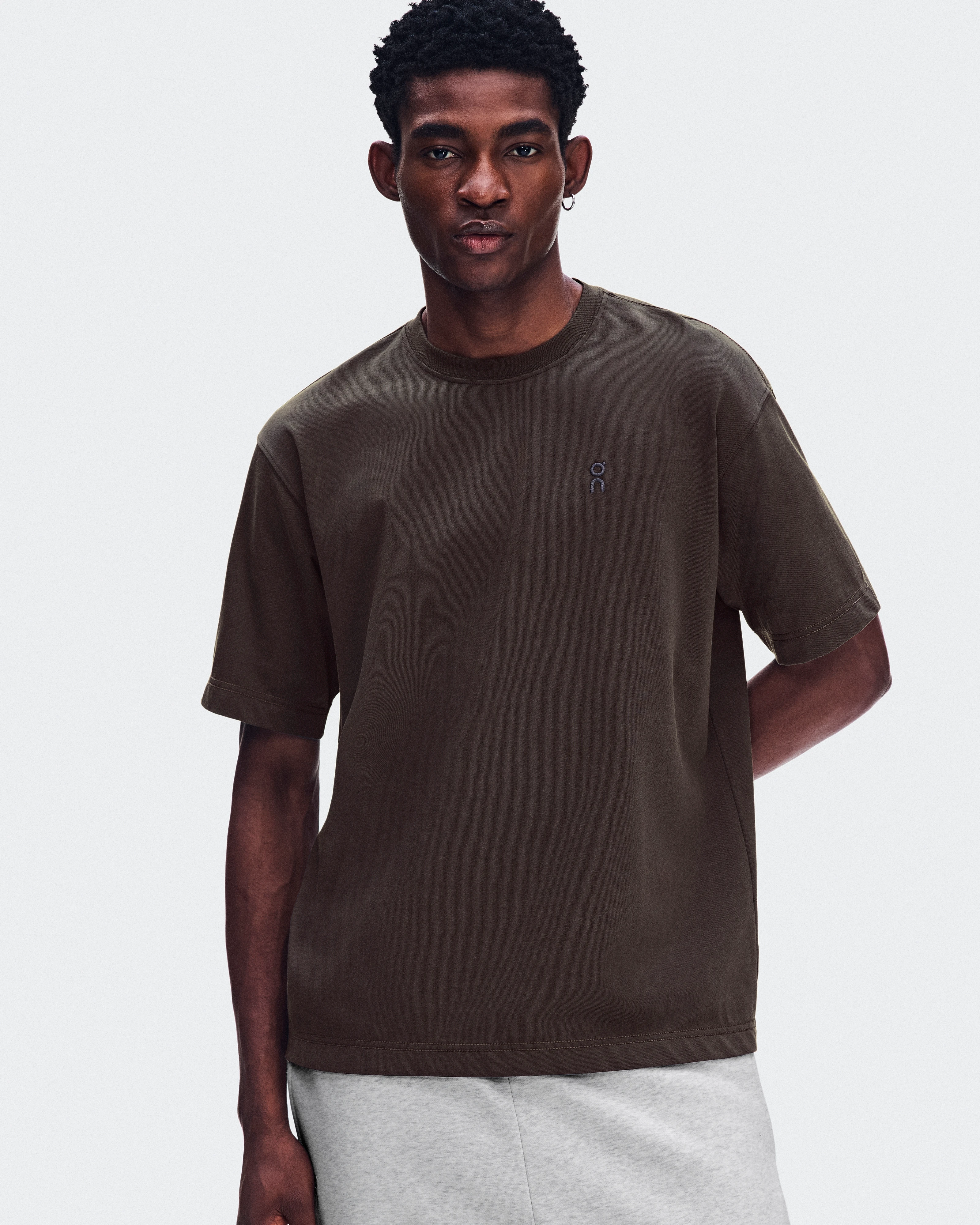 On Club Collective-T Ascent Espresso Homme Hauts et t-shirts