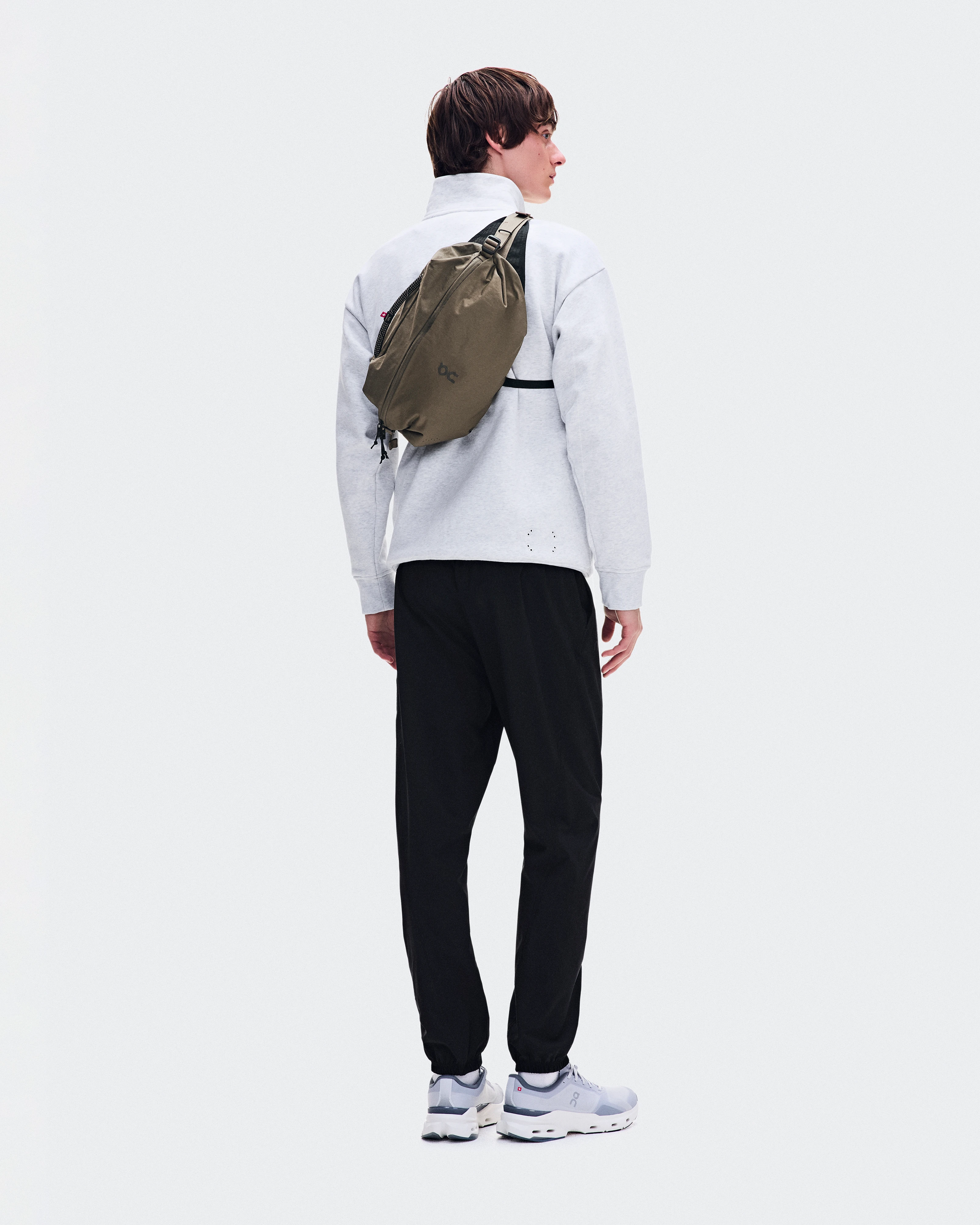 On Sling Pack 9L Olive & Black Unisexe Sacs