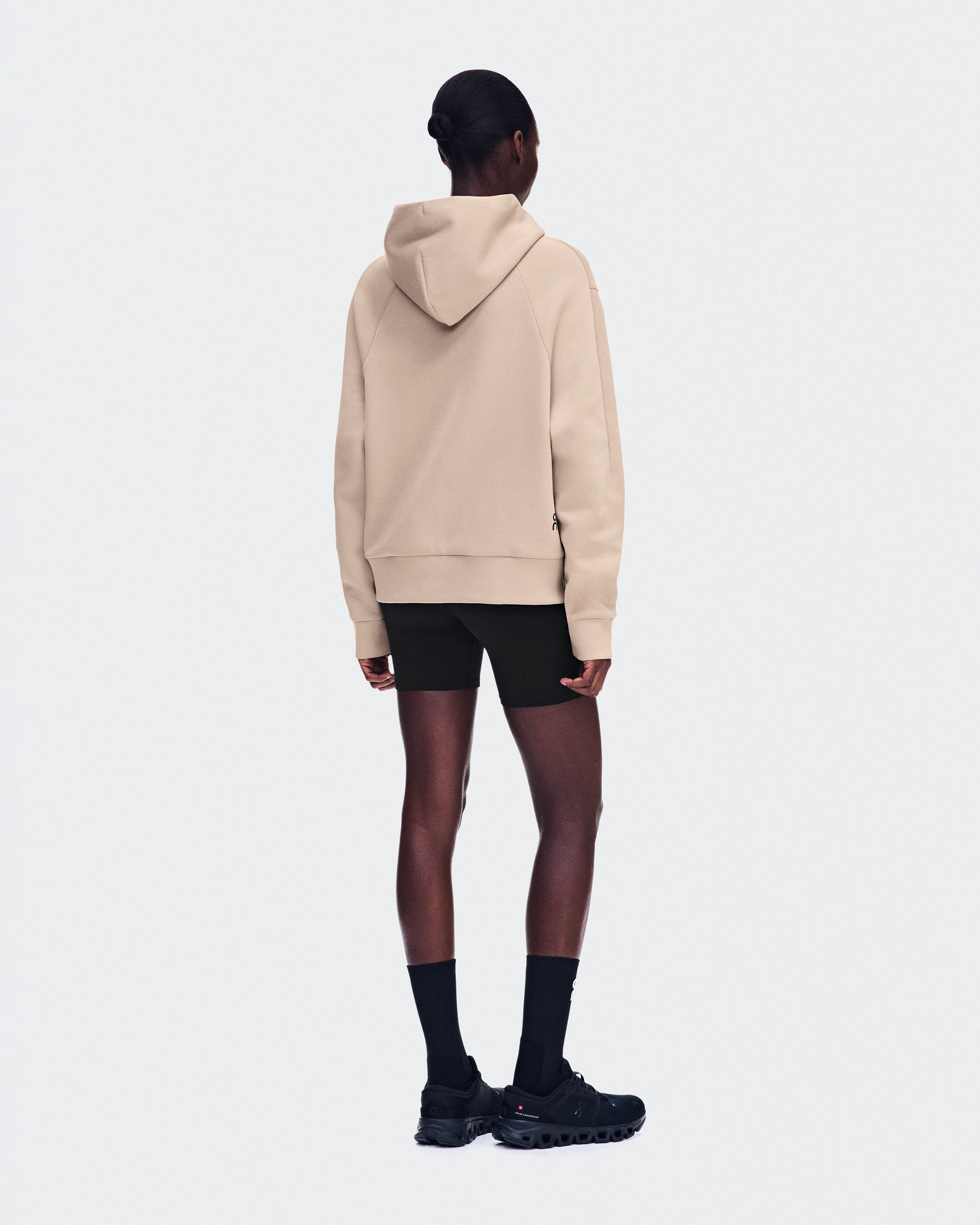 On Focus Tech Zip Hoodie Desert Femme Sweats à capuche et sweats