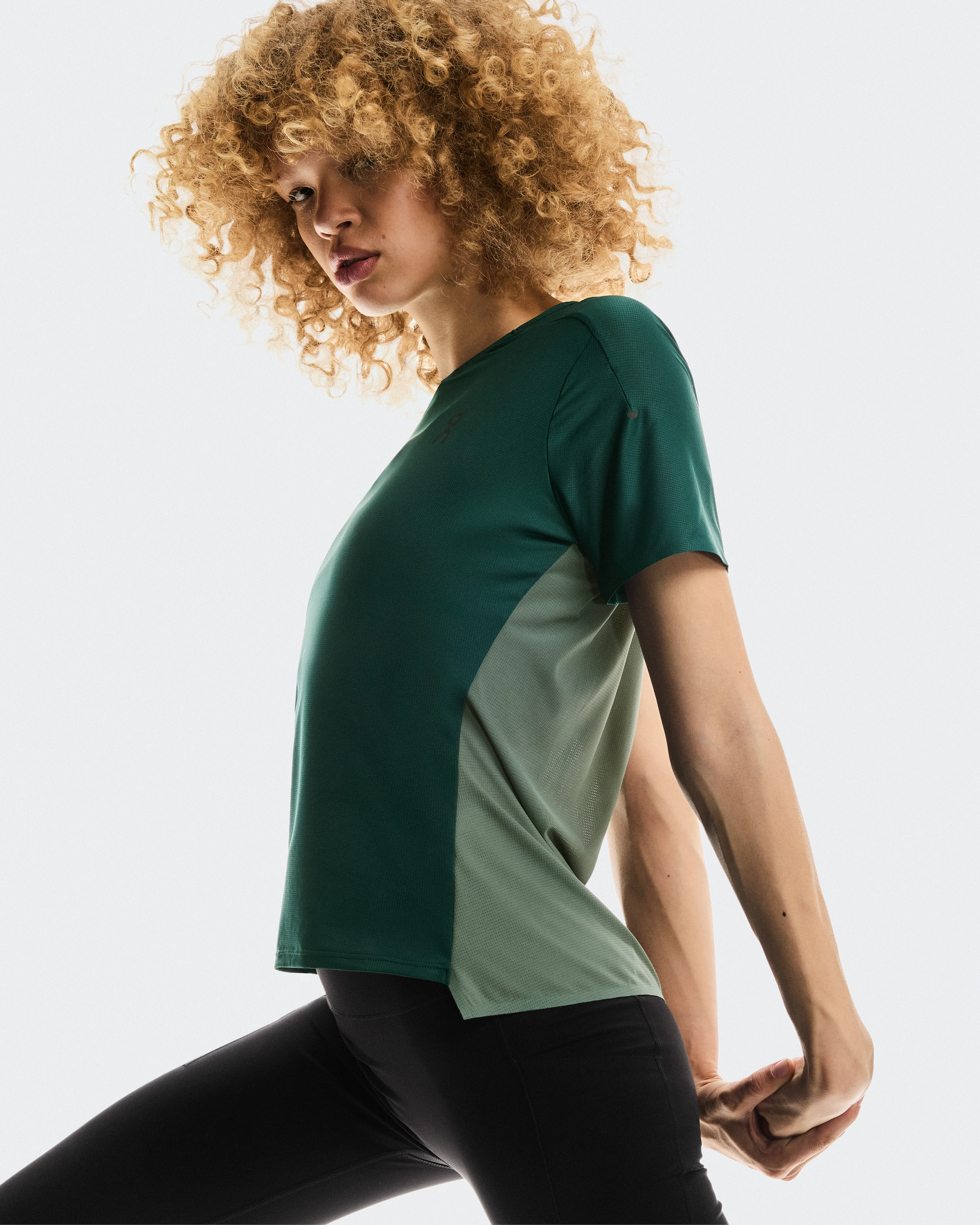 On Performance-T Spirulina & Olive Femme Hauts et t-shirts