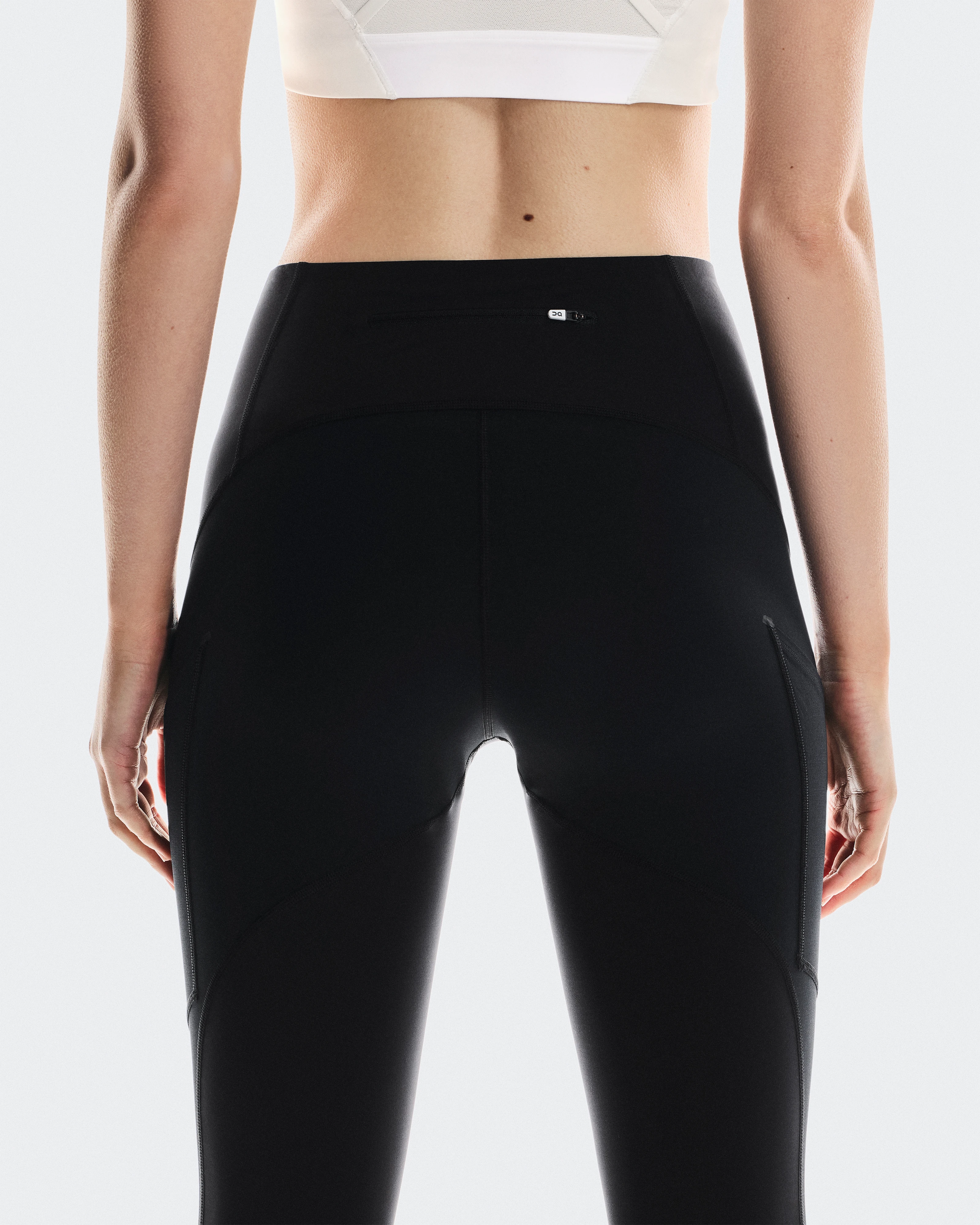 On Trek Tight Black Femme Leggings