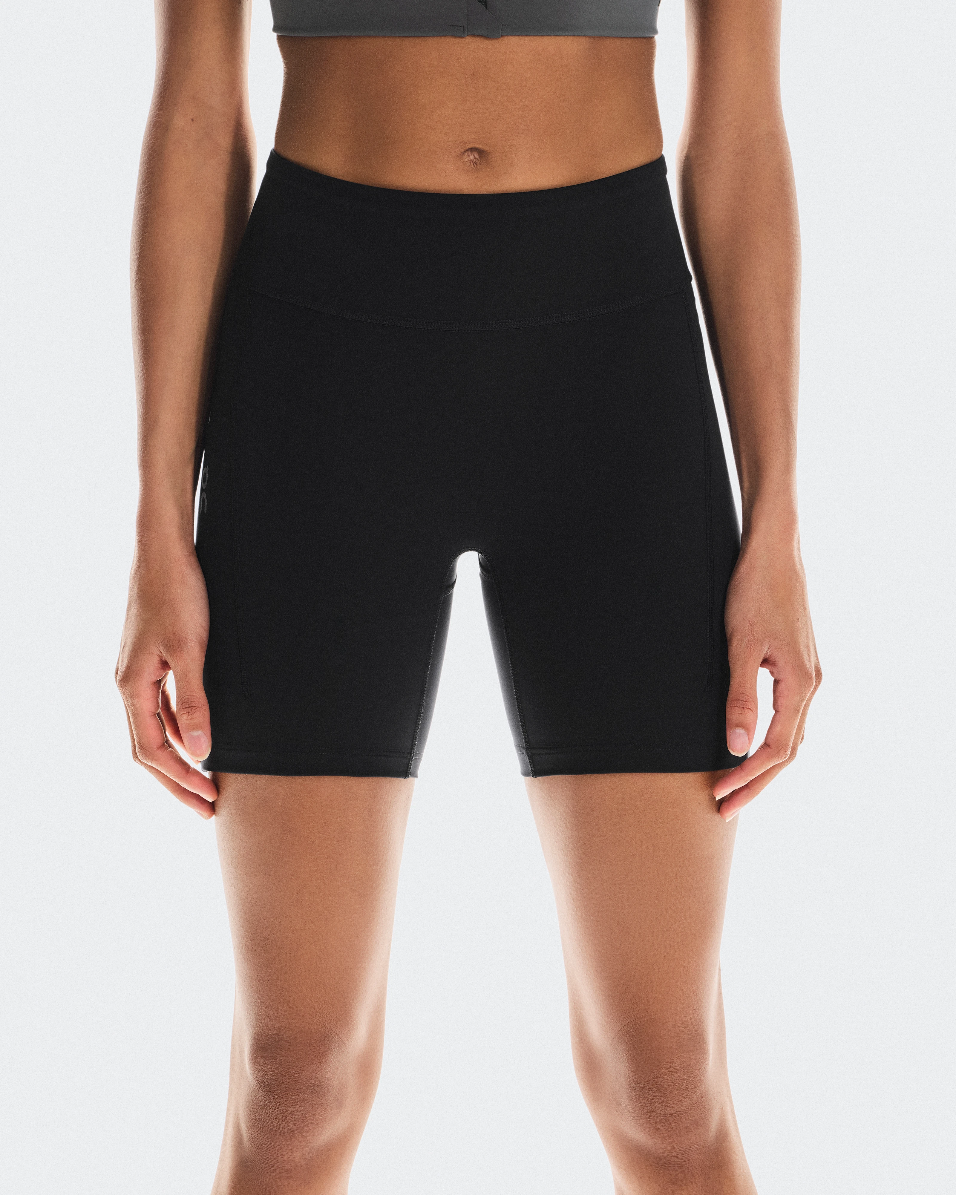 On Performance Tights Short Black Femme Leggings