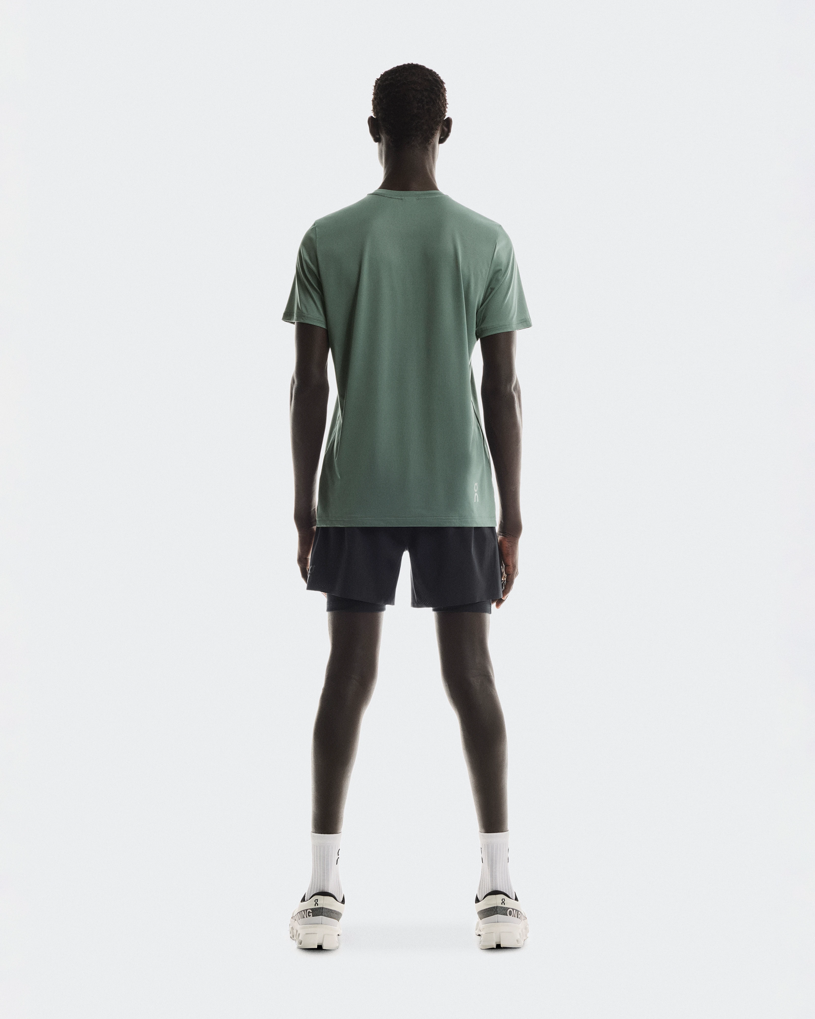 On Core-T Olive Homme Hauts et t-shirts
