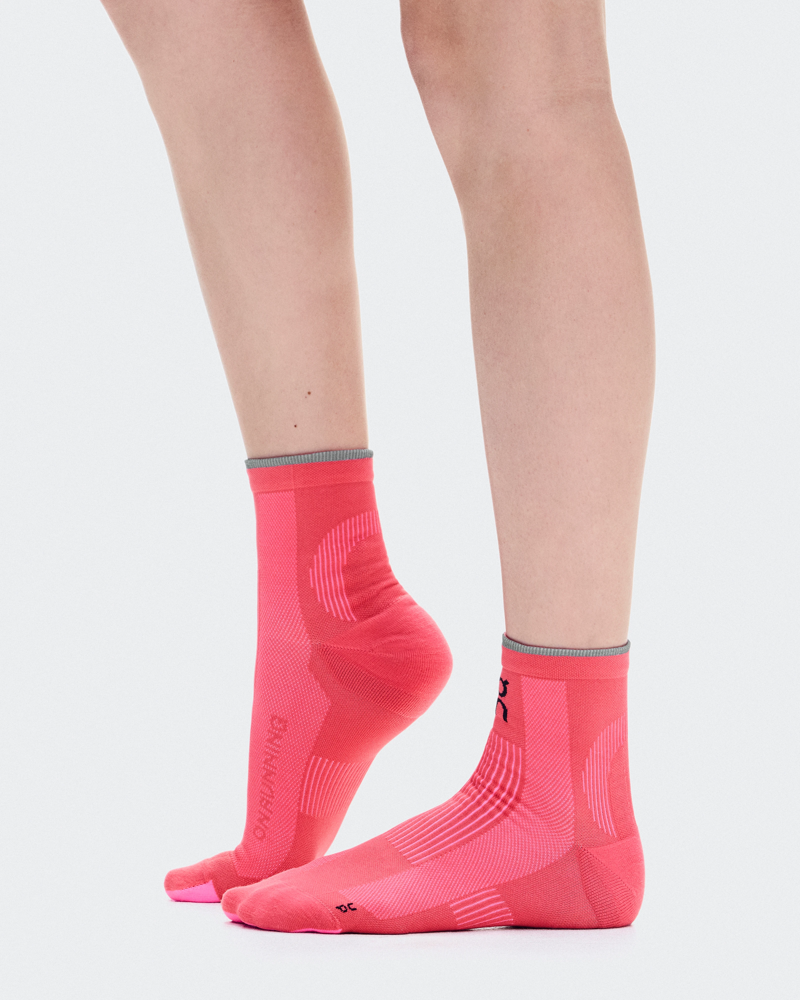 On Elite Run Sock Mid Camellia & Azalea Unisexe Chaussettes