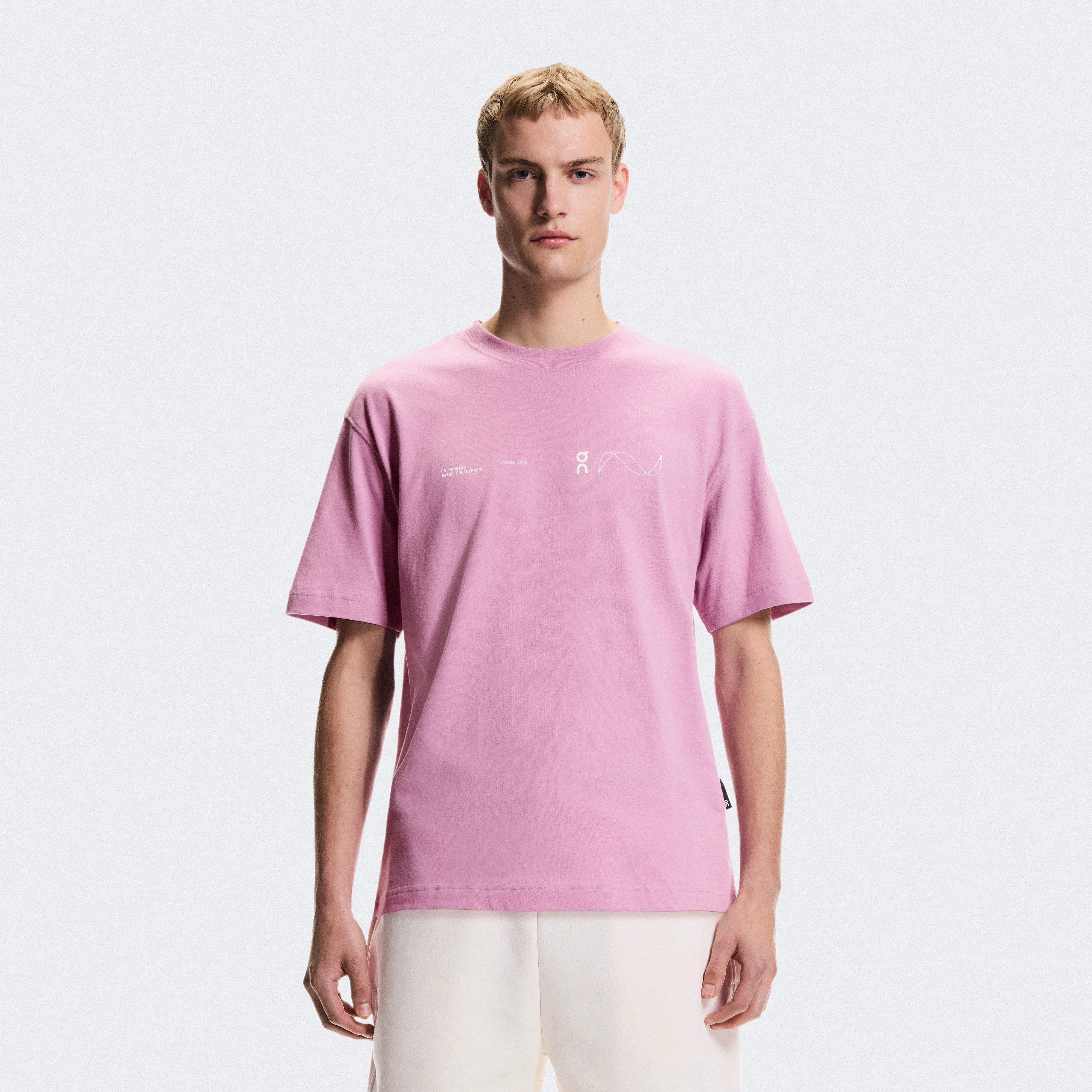 On Club-T Avant Sakura Homme – Confort durable Hauts et t-shirts