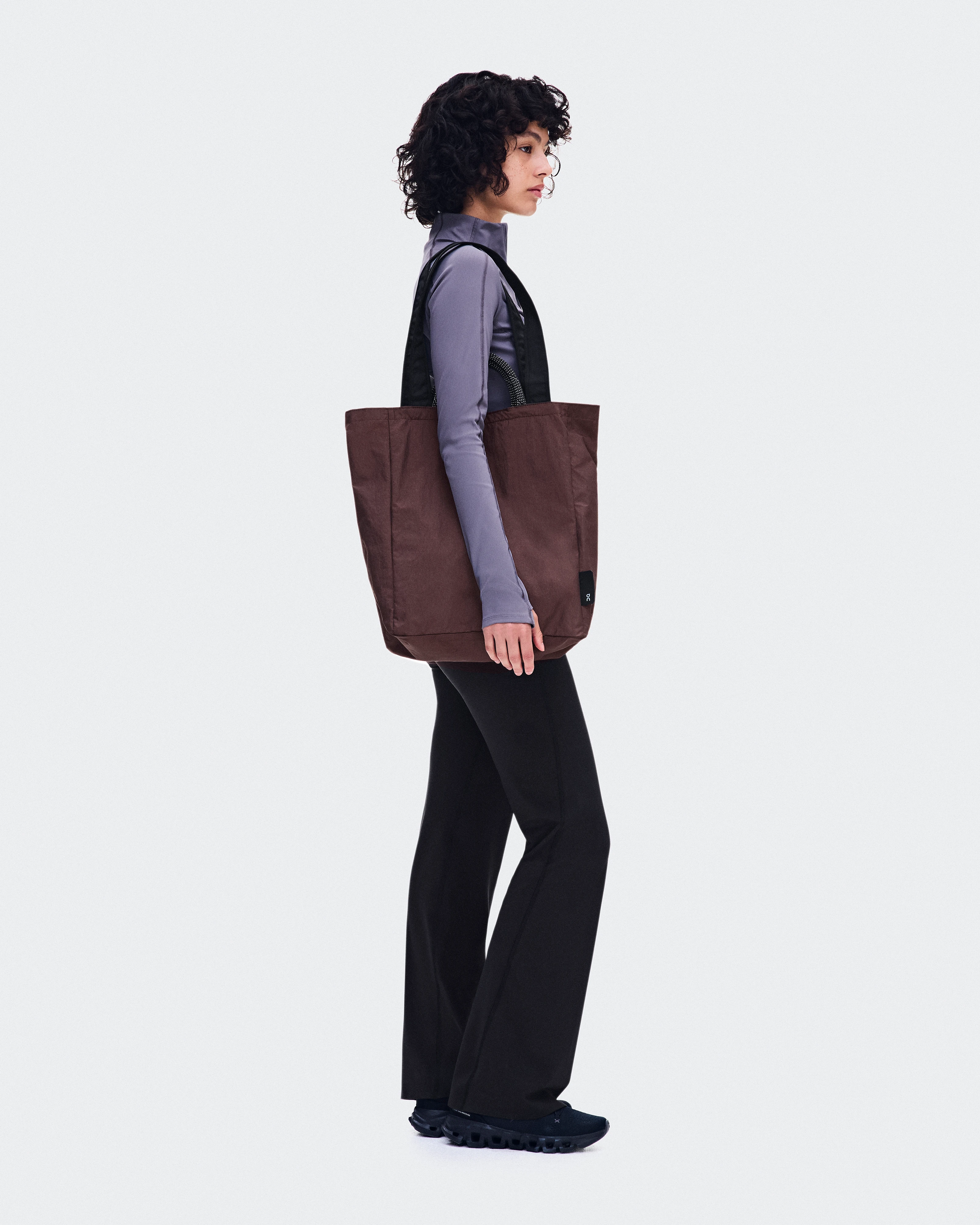 On Tote Pack 25L Cacao & Black Unisexe Sacs