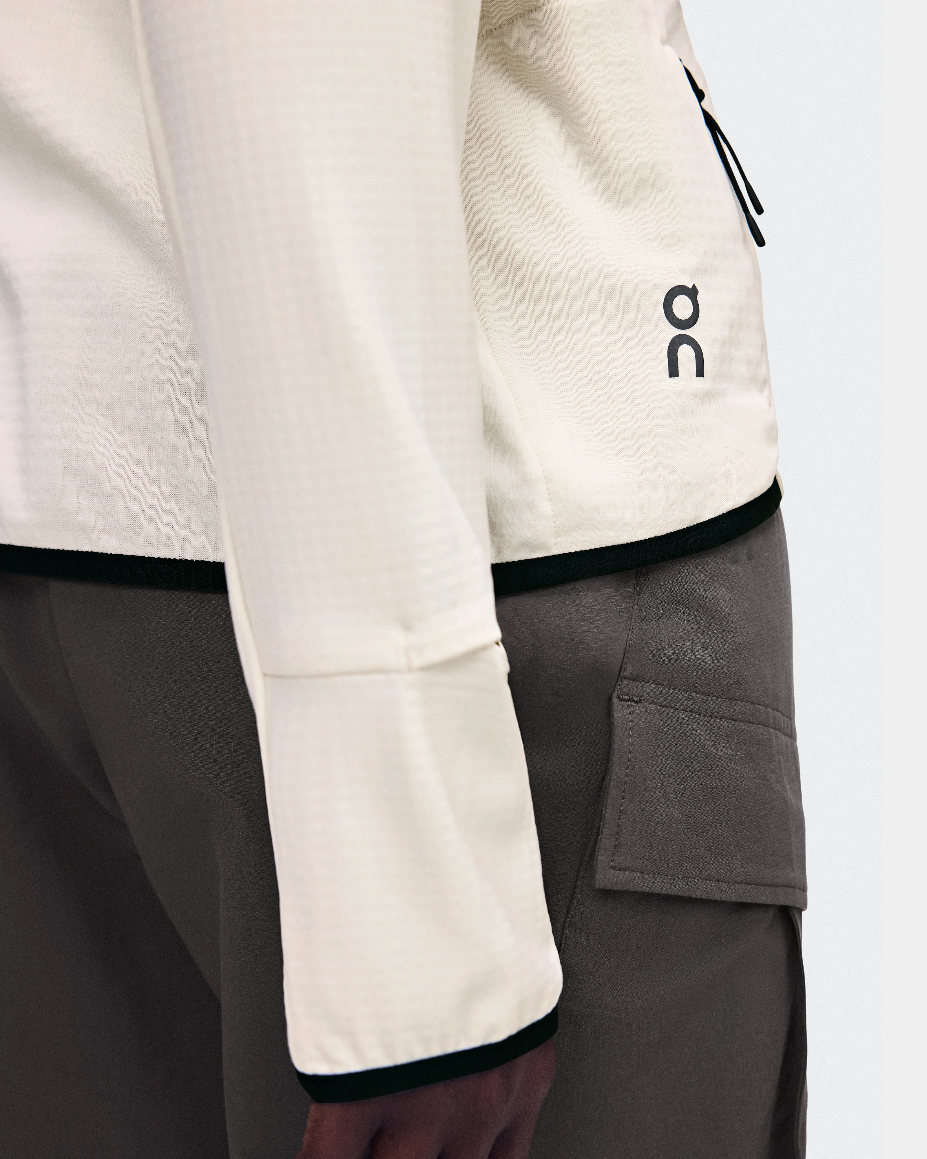 On Climate Zip Hoodie Hare Femme Sweats à capuche et sweats