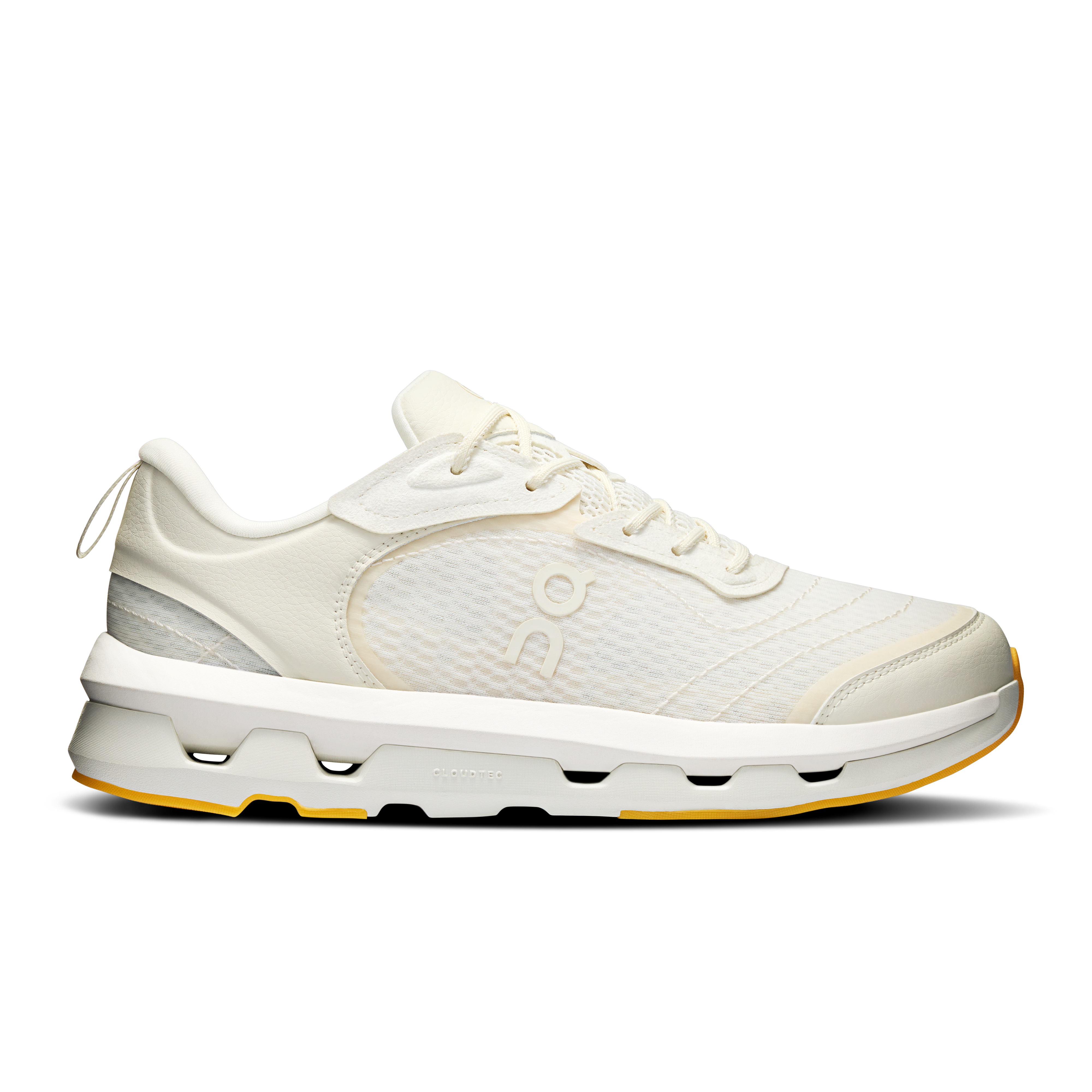 On Cloudzone Moon Ivory & Ivory Femme – Pour tous les jours Chaussures