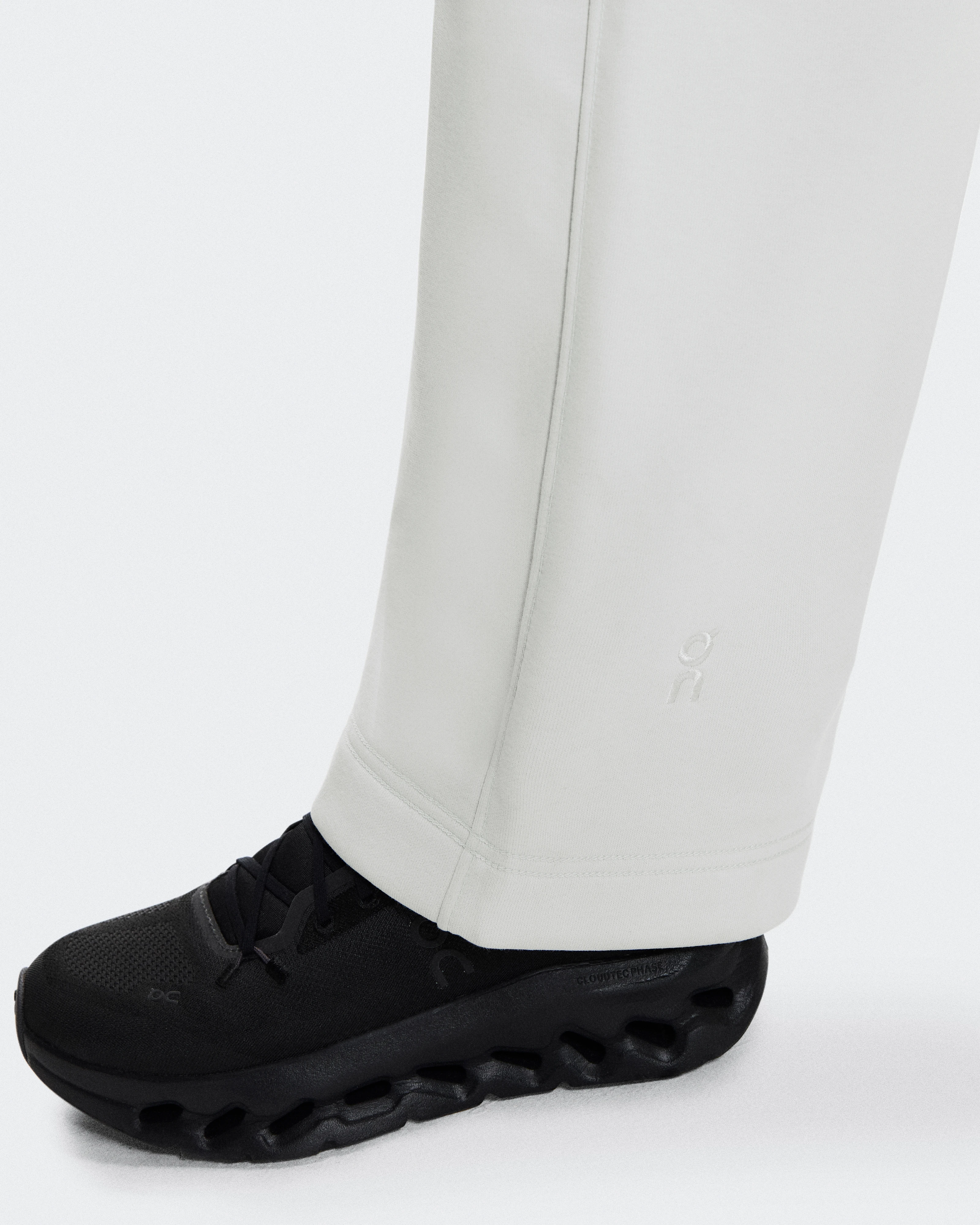 On Club Collective Pants Iceberg Femme Pantalons