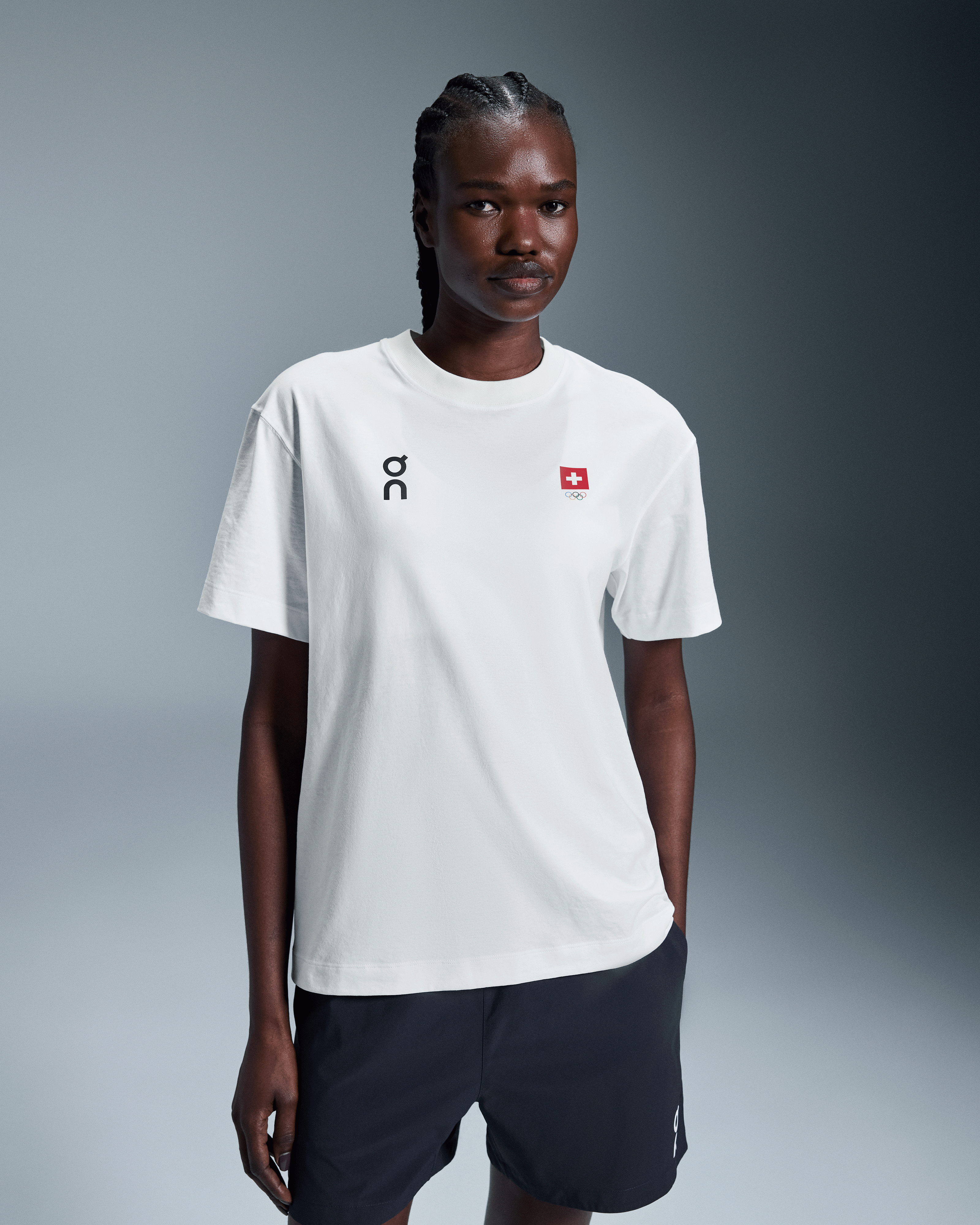 On Swiss Olympic Club-T Undyed-White Femme Hauts et t-shirts