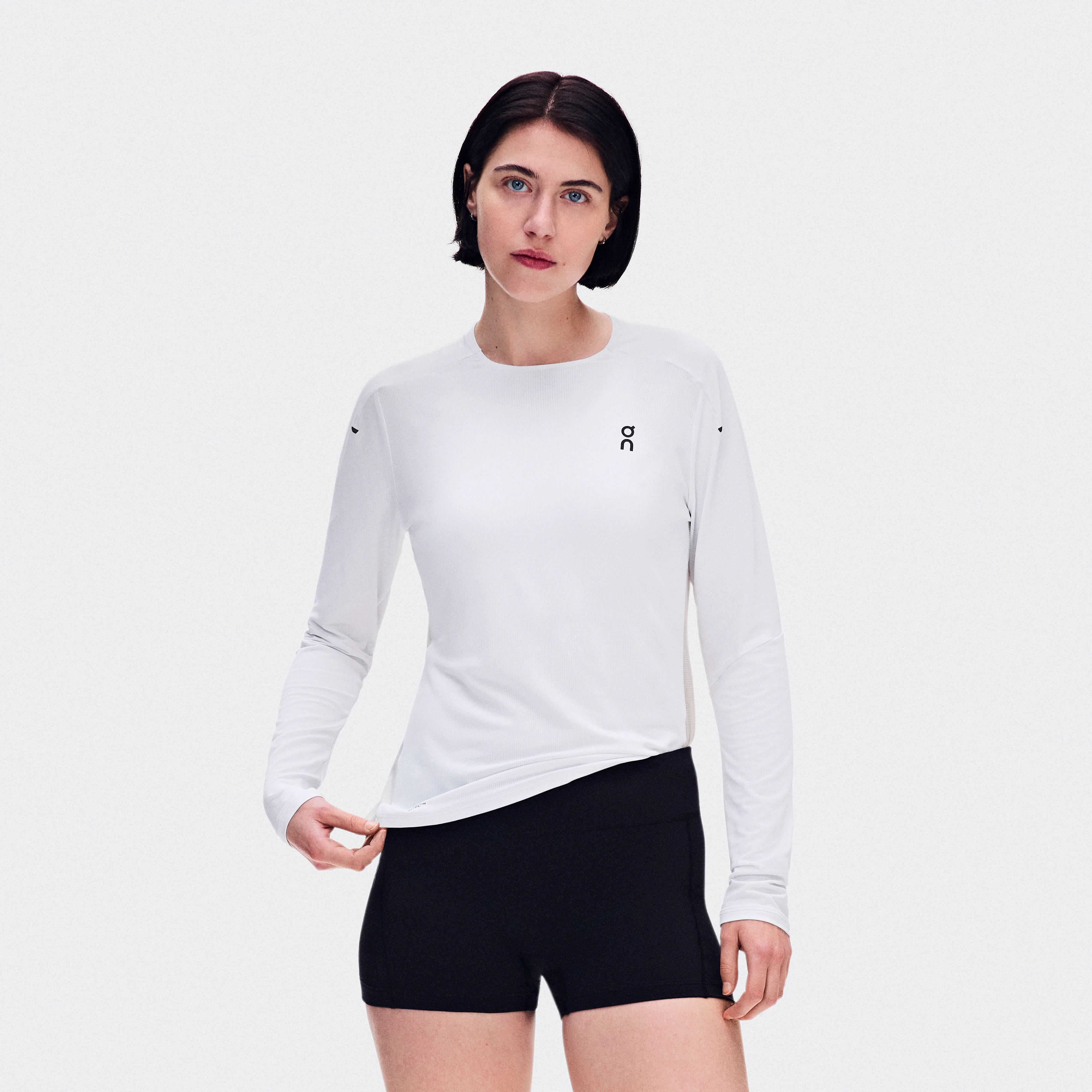 On Performance Long-T White & Silver Femme – Running, entraînement Hauts et t-shirts