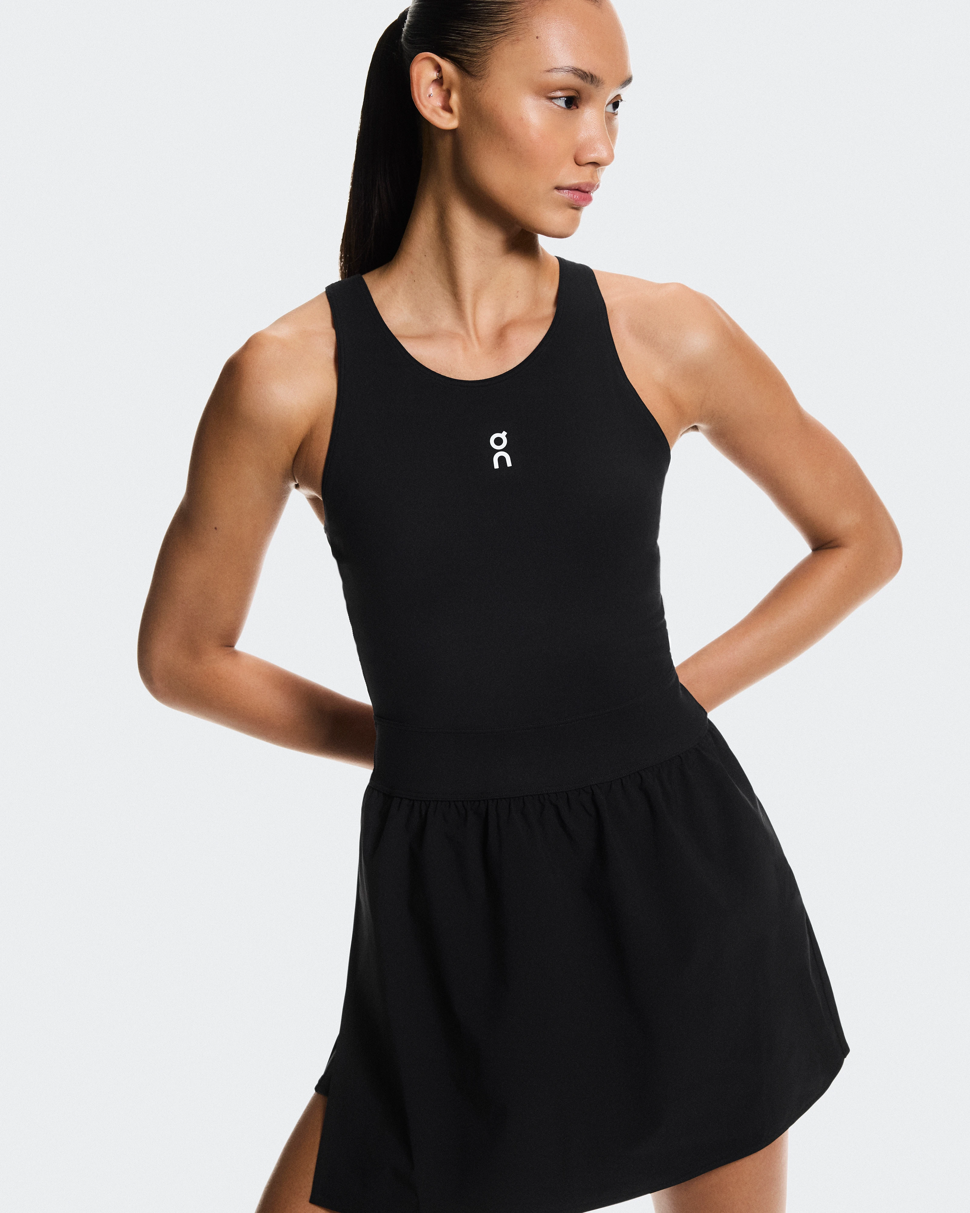 On Court Dress Split Black Femme Robes