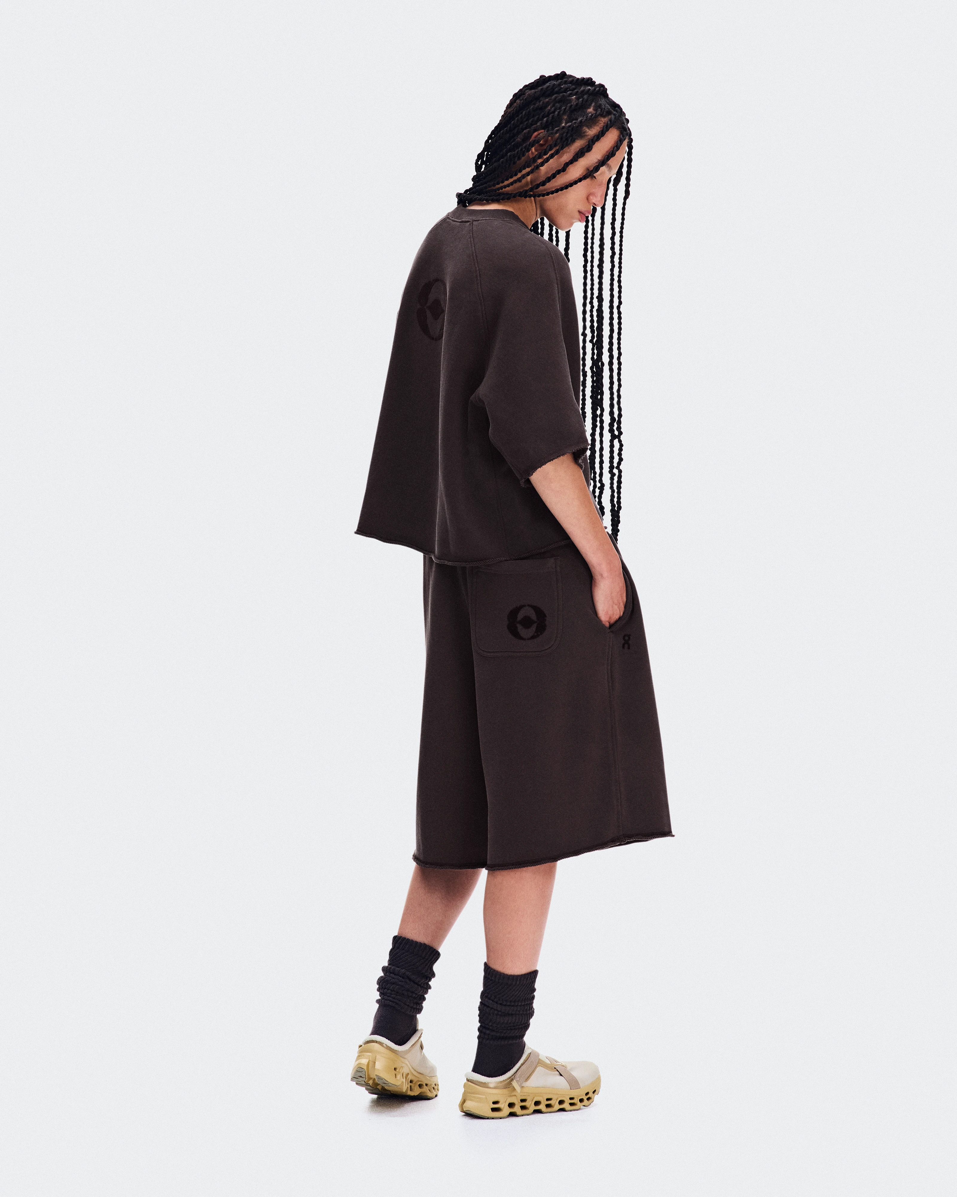 On Club Collective-T FKA Espresso Femme Hauts et t-shirts