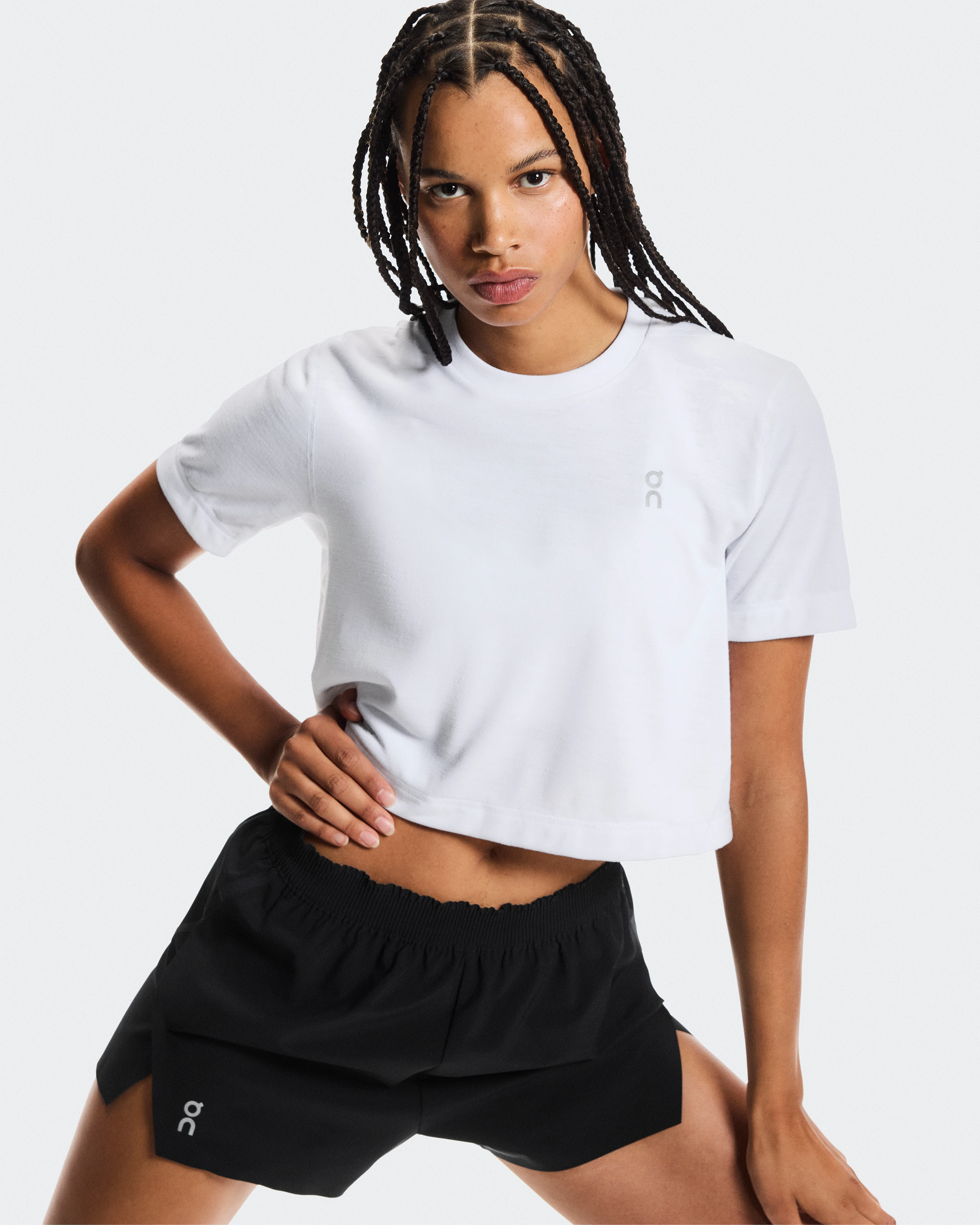 On Train-T Crop Graphic White Femme Hauts et t-shirts