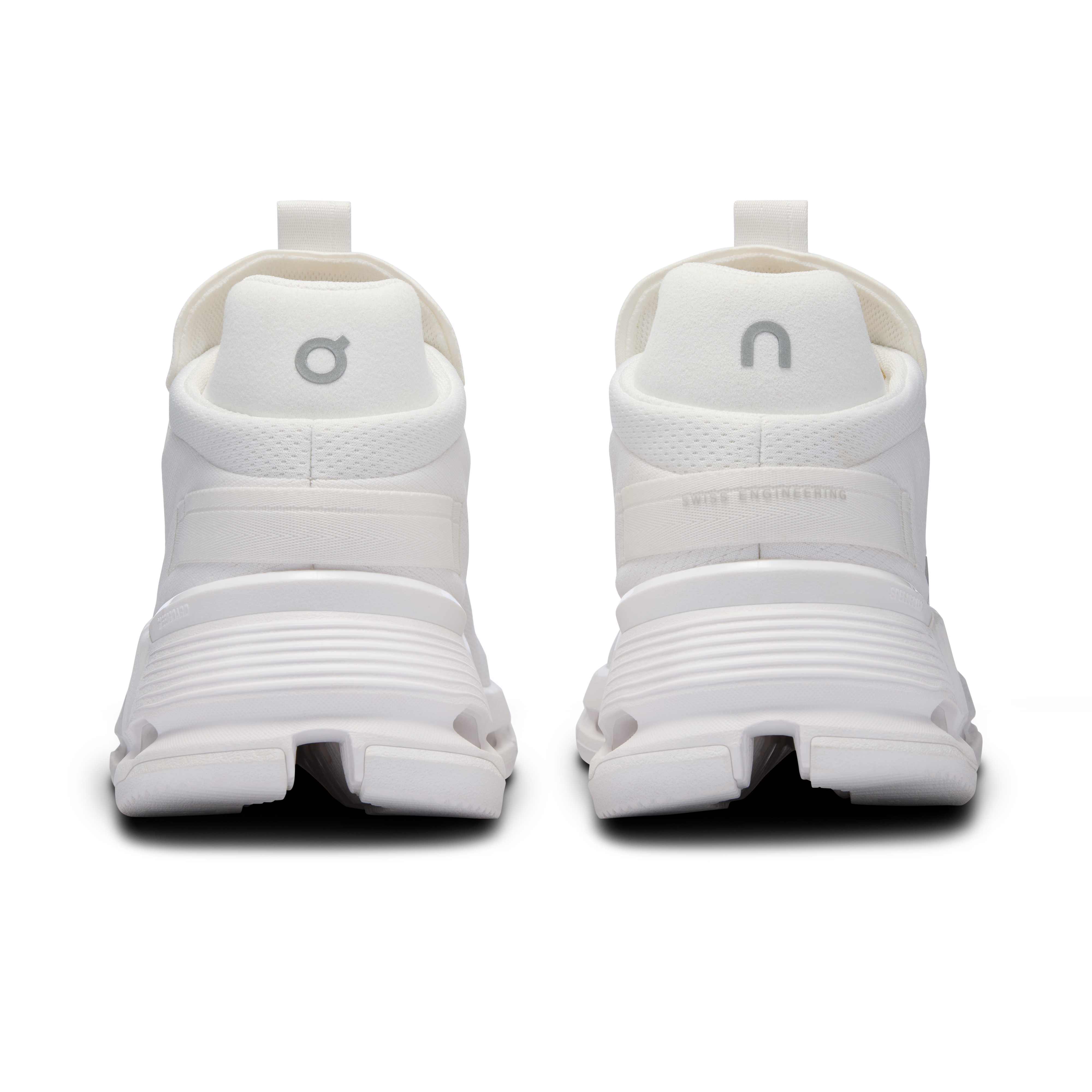 On Cloudnova 2 All White Femme Active Life Chaussures