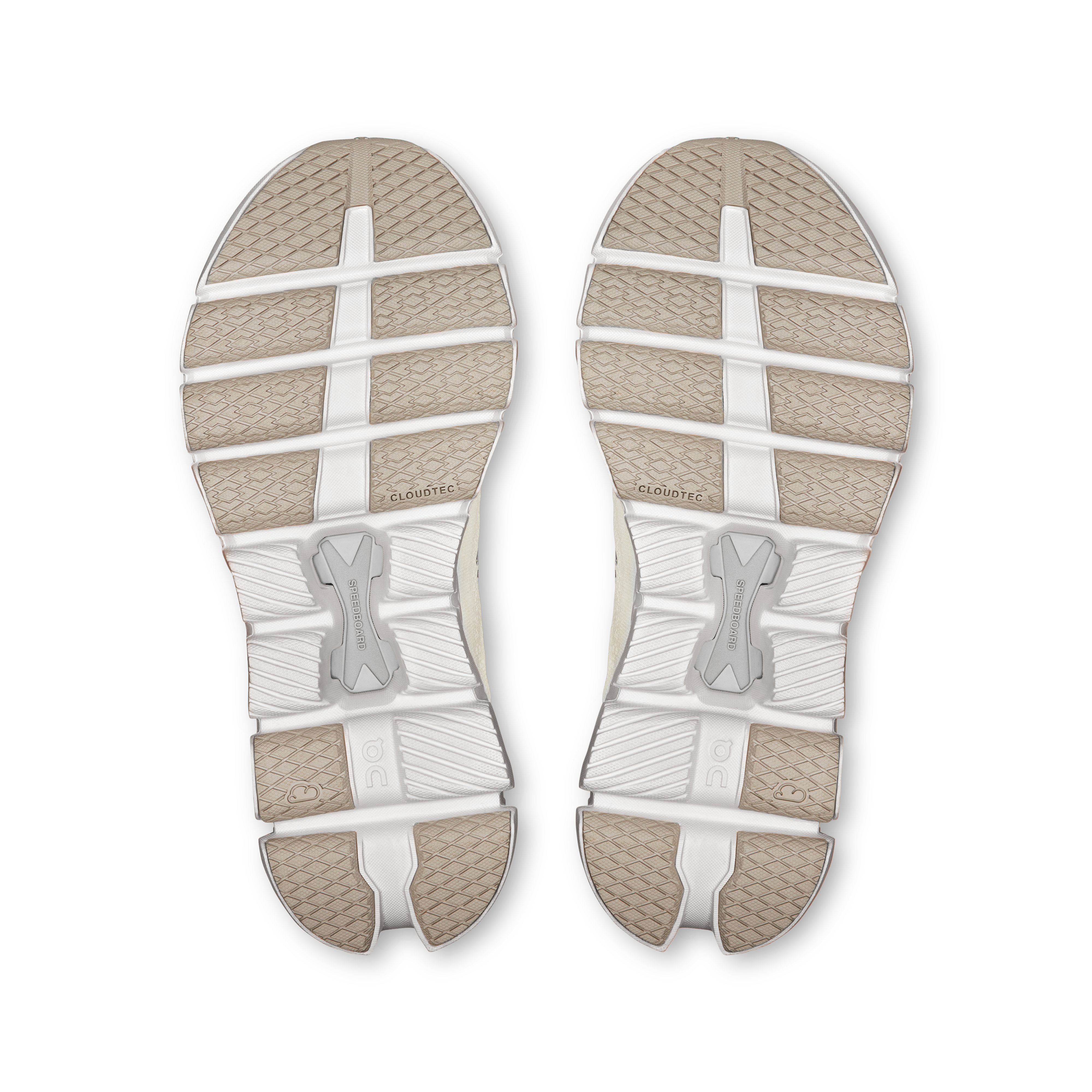 On Cloud X 4 AD White & Wolf Femme training_shoes Chaussures