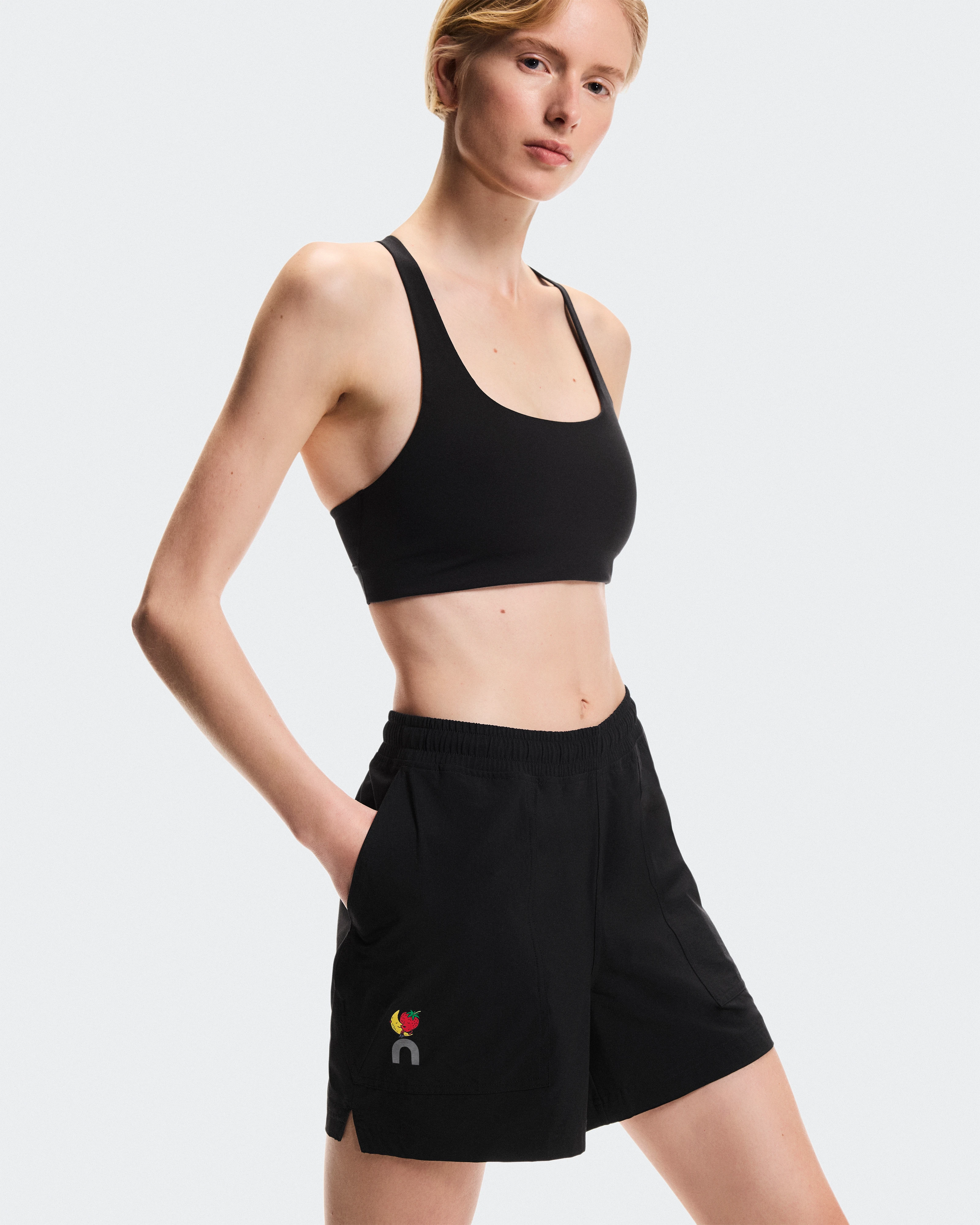 On Trek Shorts SHF Black Femme Shorts