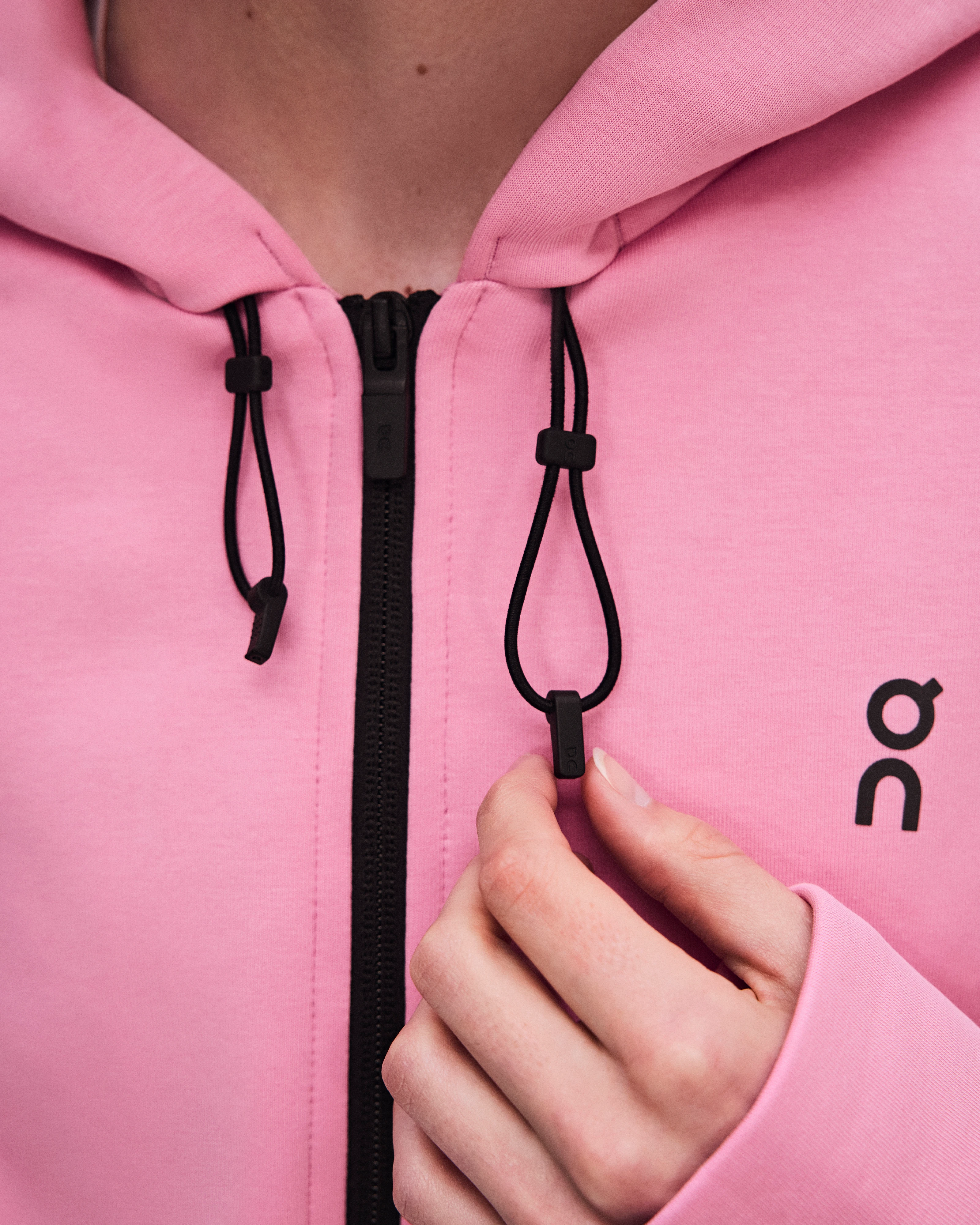On Focus Tech Zip Hoodie Magnolia Femme Sweats à capuche et sweats