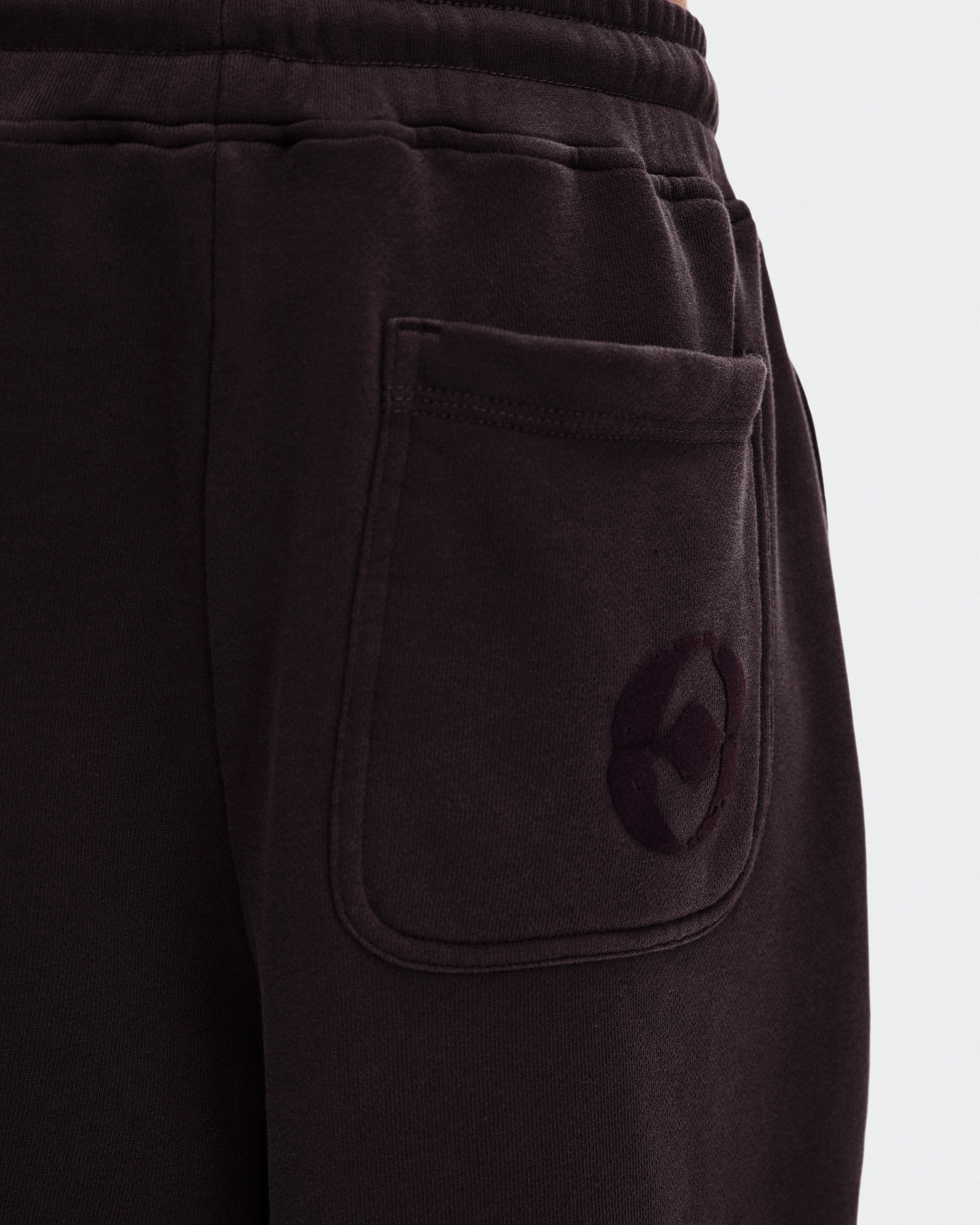 On Club Collective Short FKA Espresso Femme Shorts