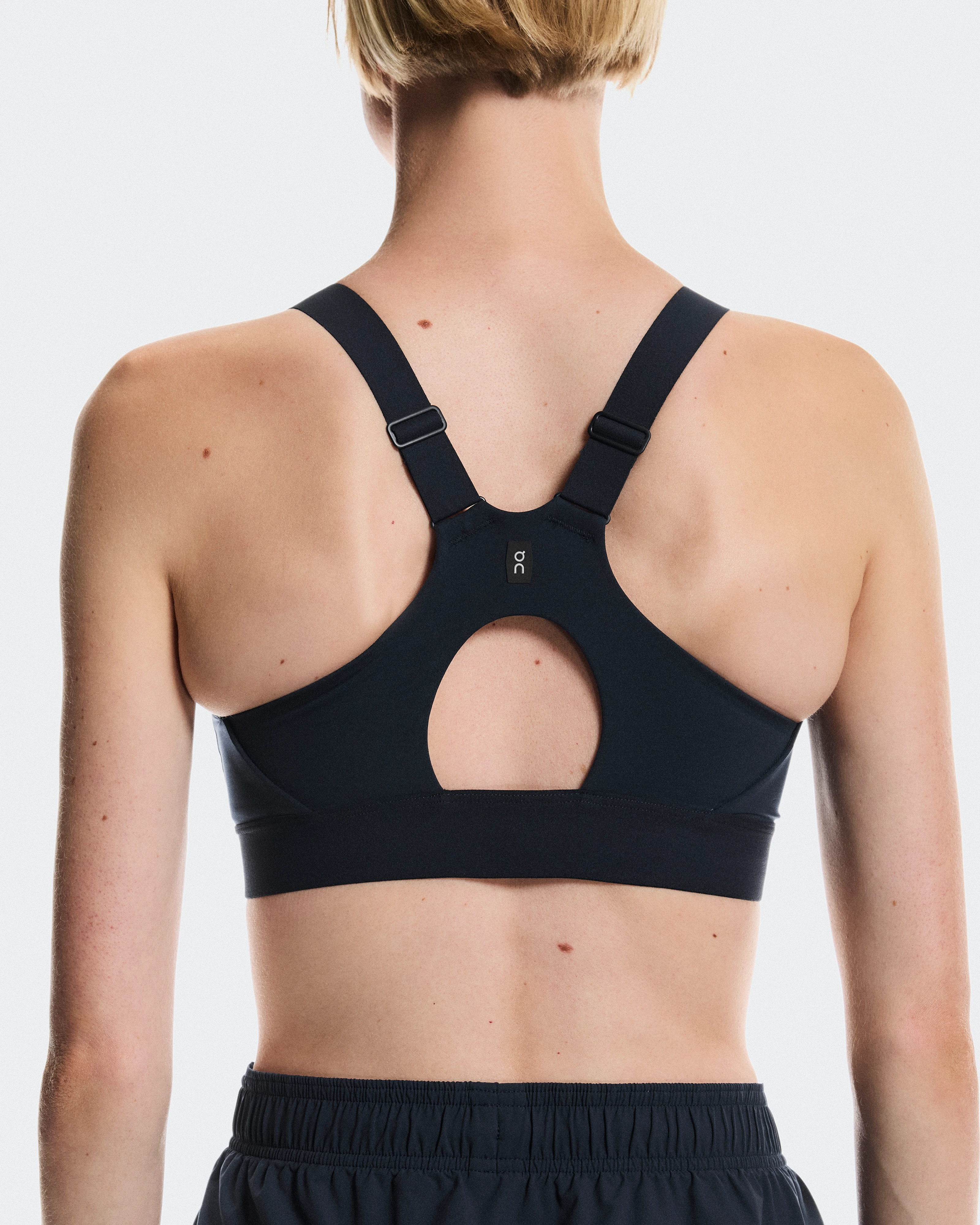 On Performance Bra Navy Femme Brassières