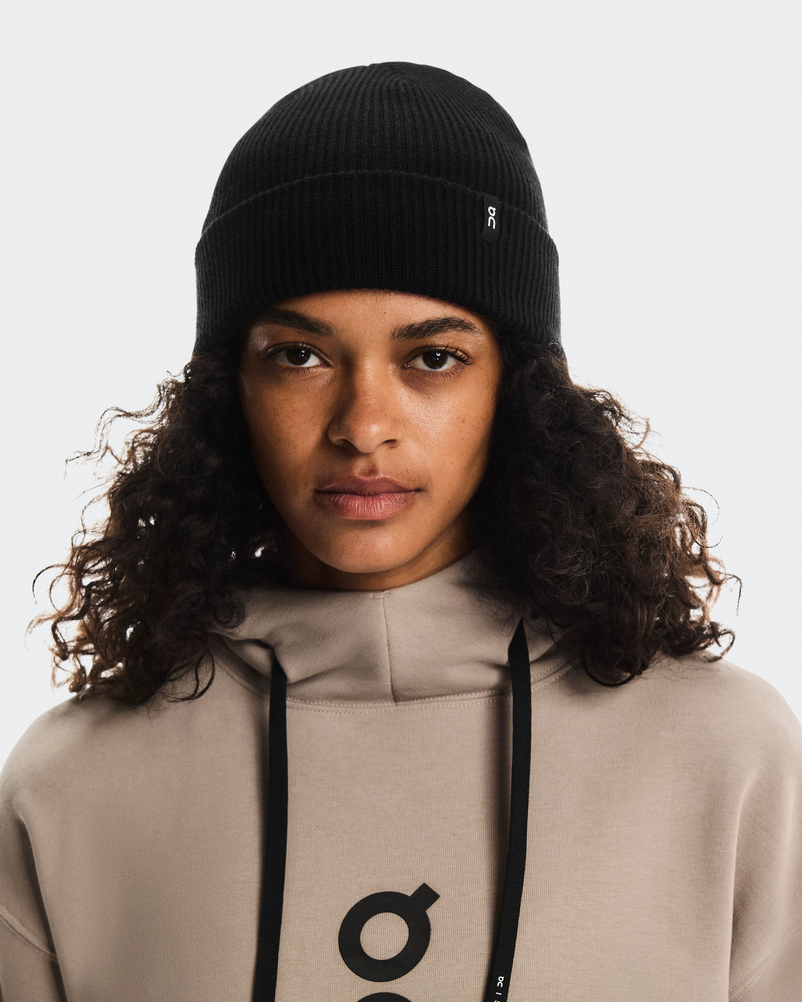On Merino Beanie Black Unisexe Chapeaux