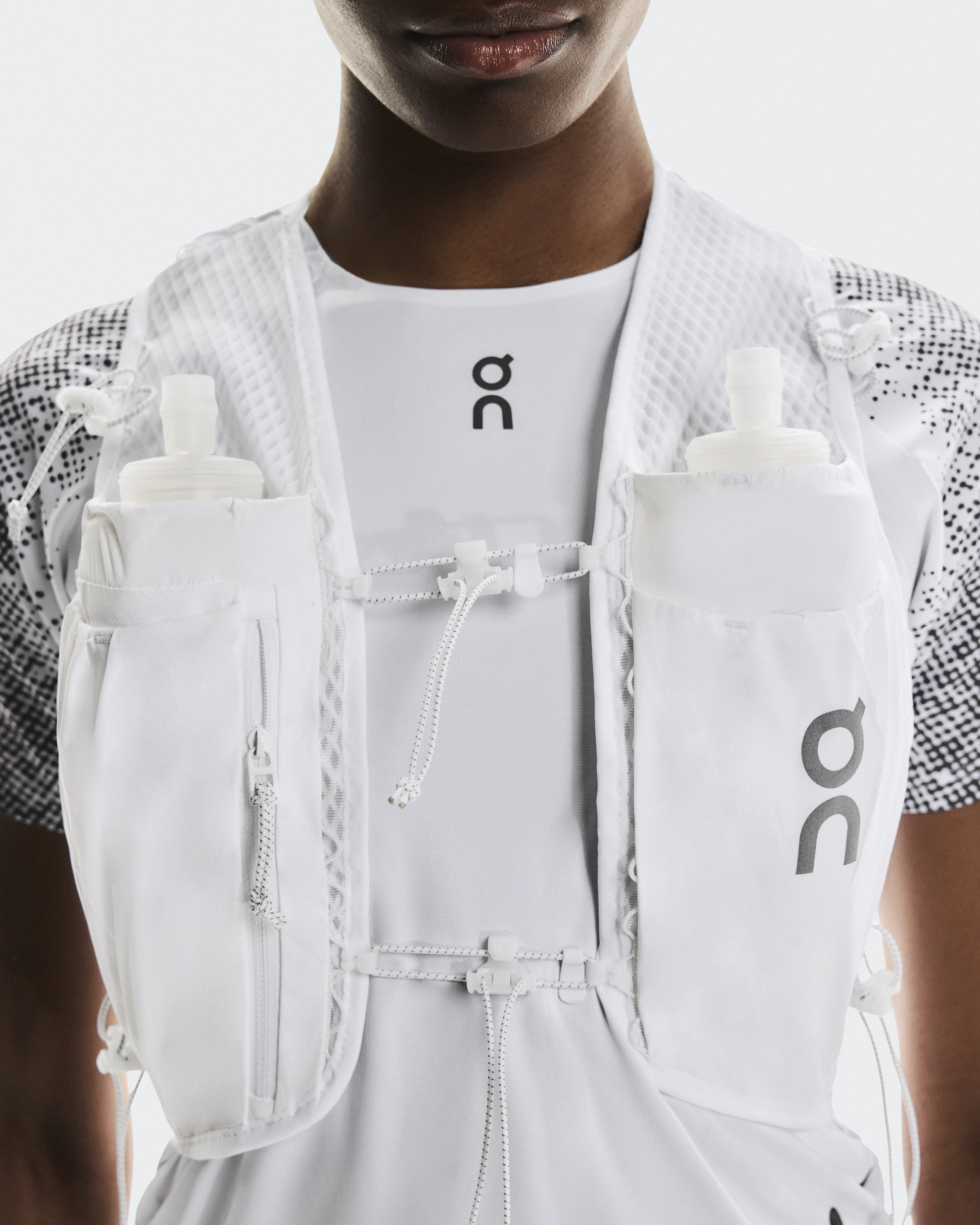 On Ultra Vest Pro White Unisexe Gilet