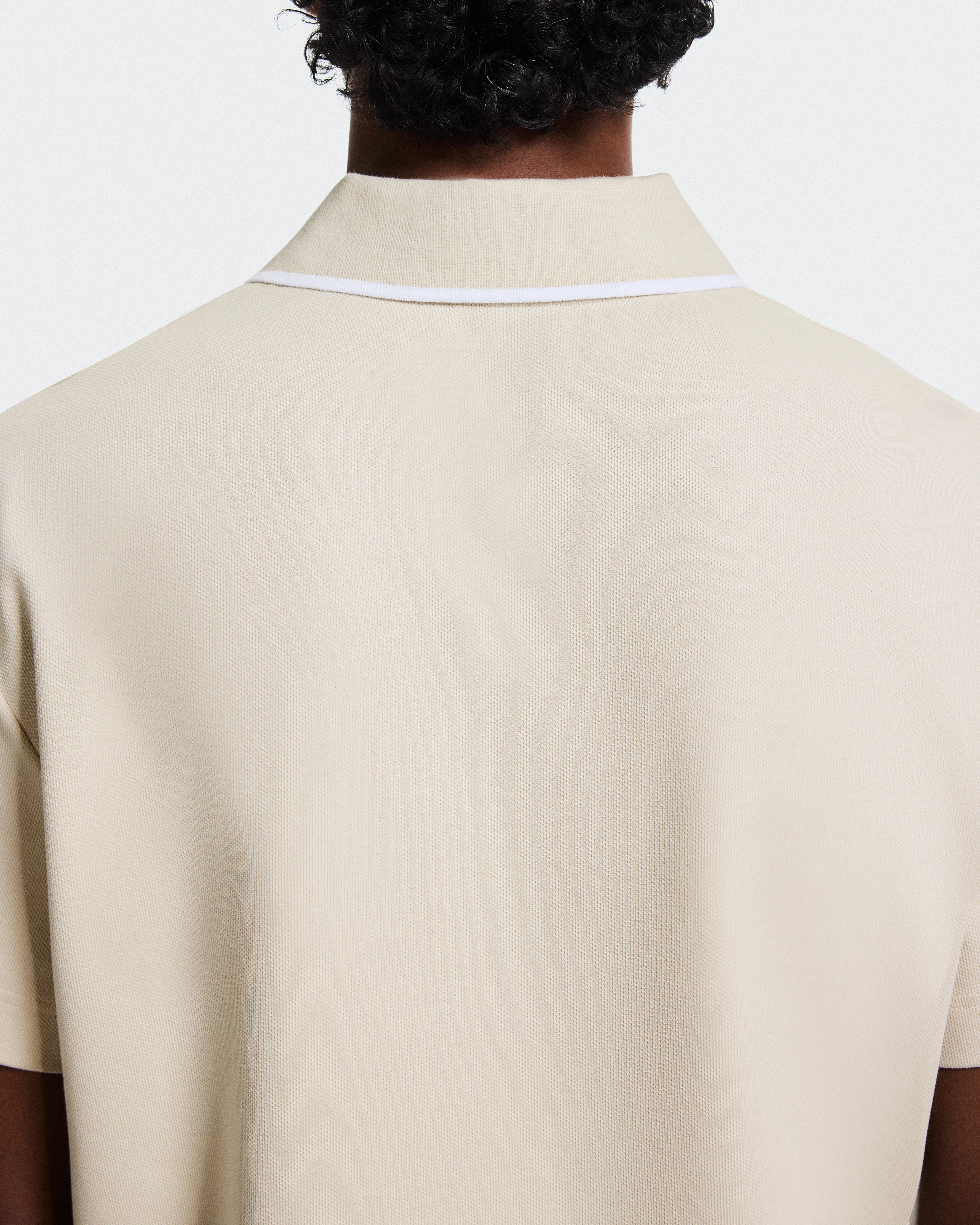 On Courtside Polo Sand & White Homme Hauts et t-shirts
