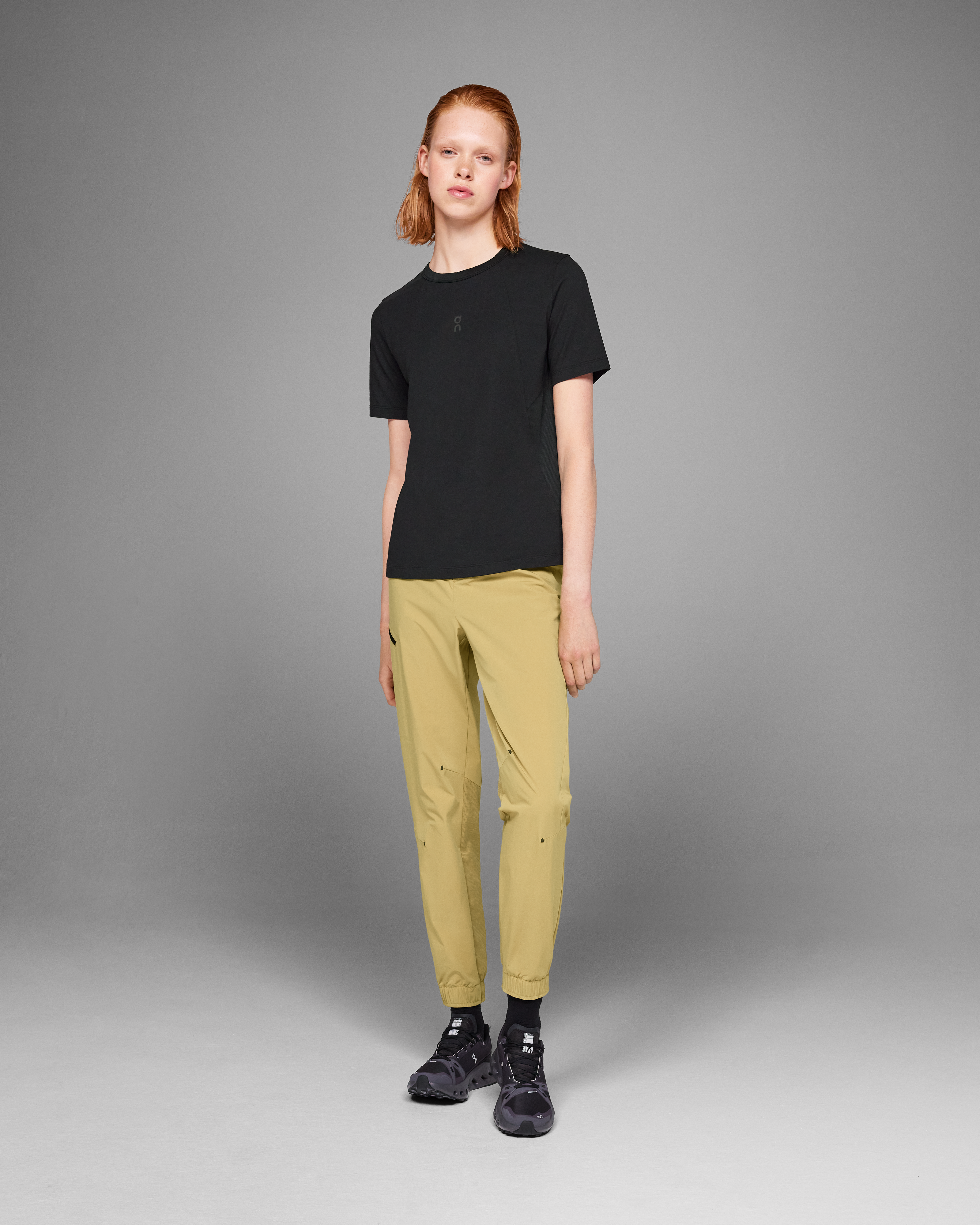 On Trek-T Black Femme Hauts et t-shirts