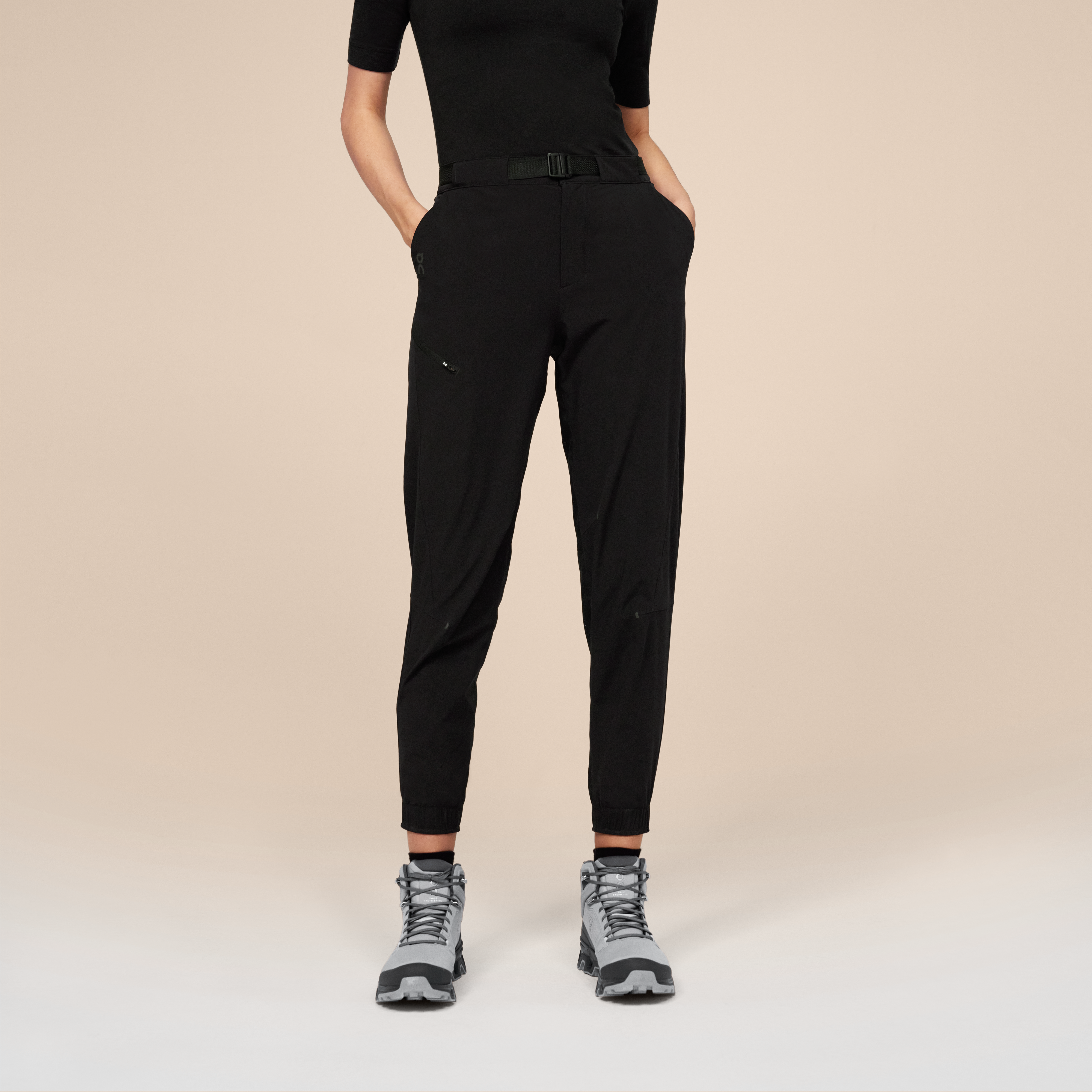 On Trek Pants Black Femme – Randonnée temps chaud, voyage, quotidien Pantalons
