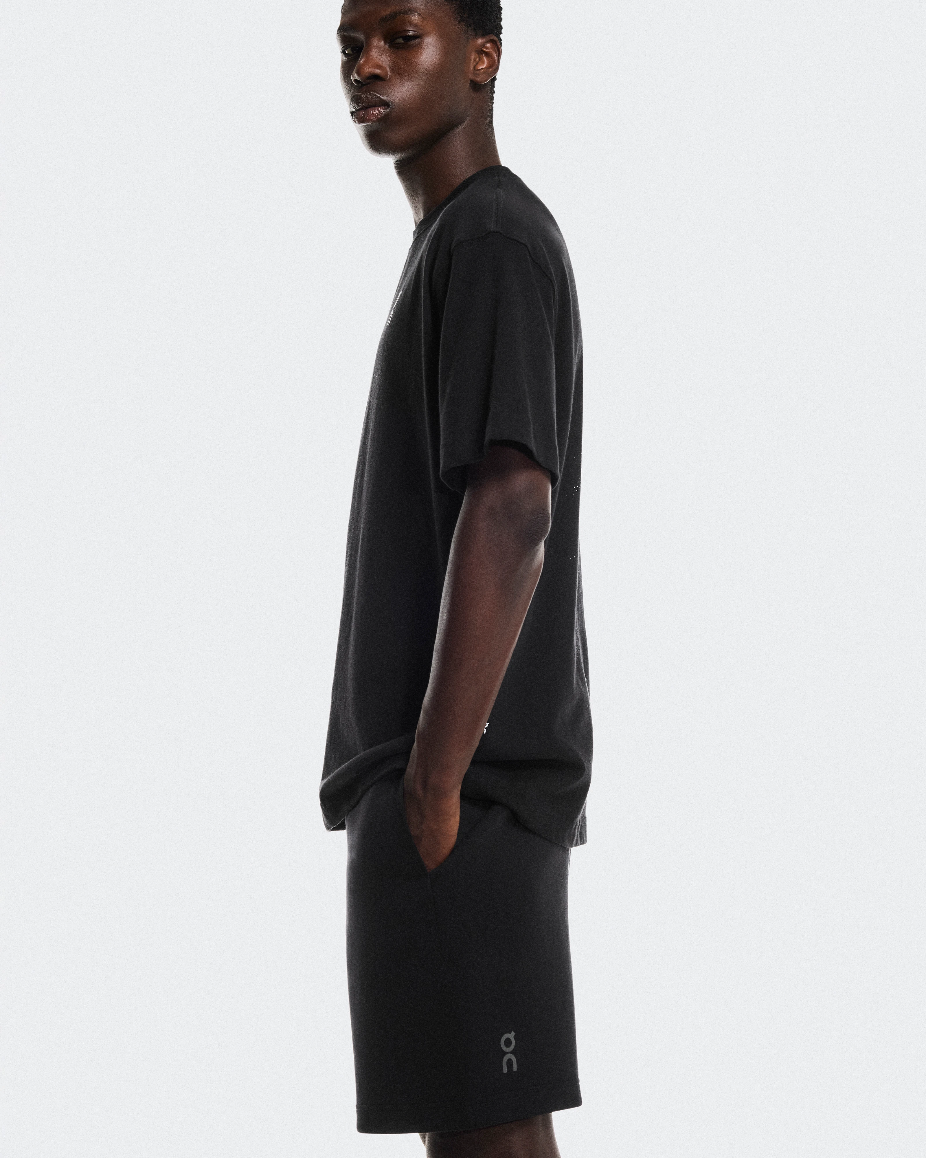 On Focus Tech Shorts Black Homme Shorts